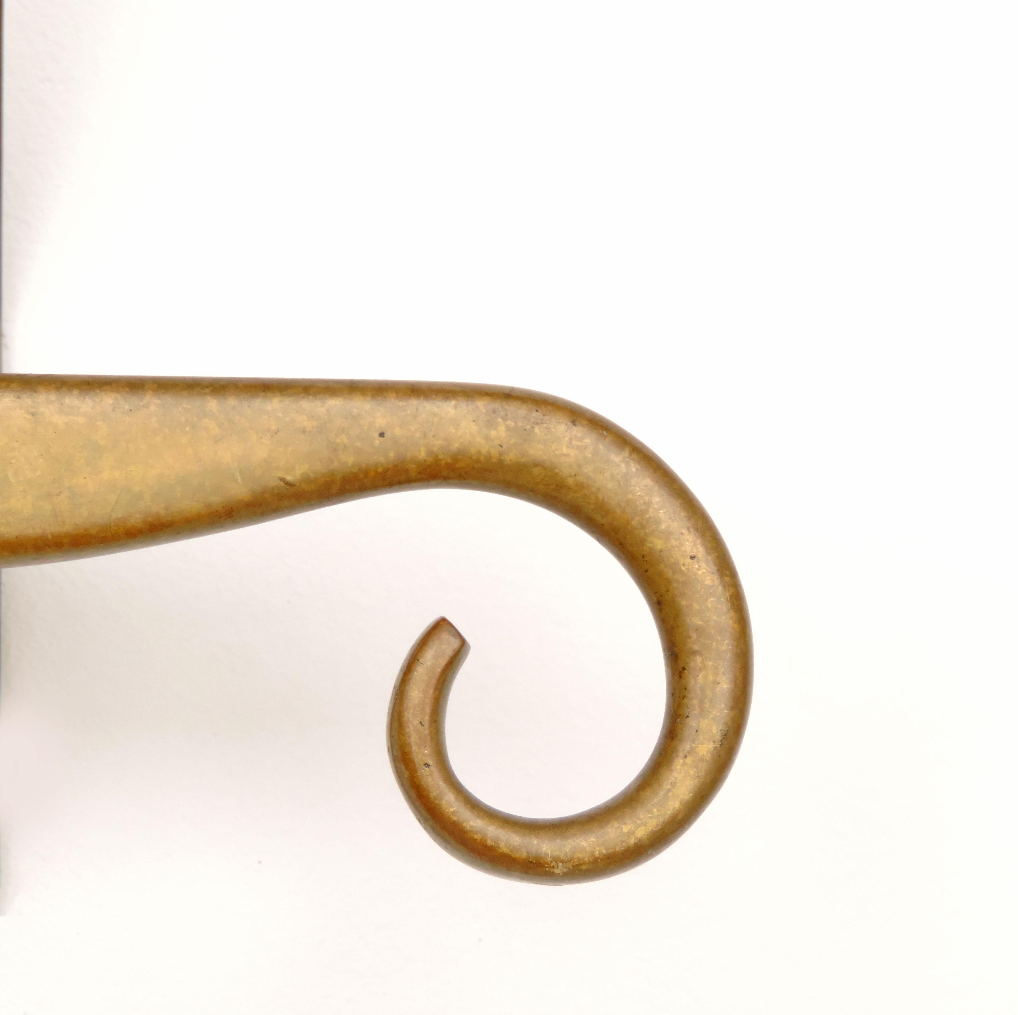 Five Sculptural Italian Brass Coat Hangers, 1940s In Excellent Condition For Sale In Milan, IT