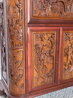 Magnifique meuble-bar en bois sculpté à la main, « Dynastie d'Orient », 1970