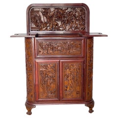 Magnifique meuble-bar en bois sculpté à la main, « Dynastie d'Orient », 1970