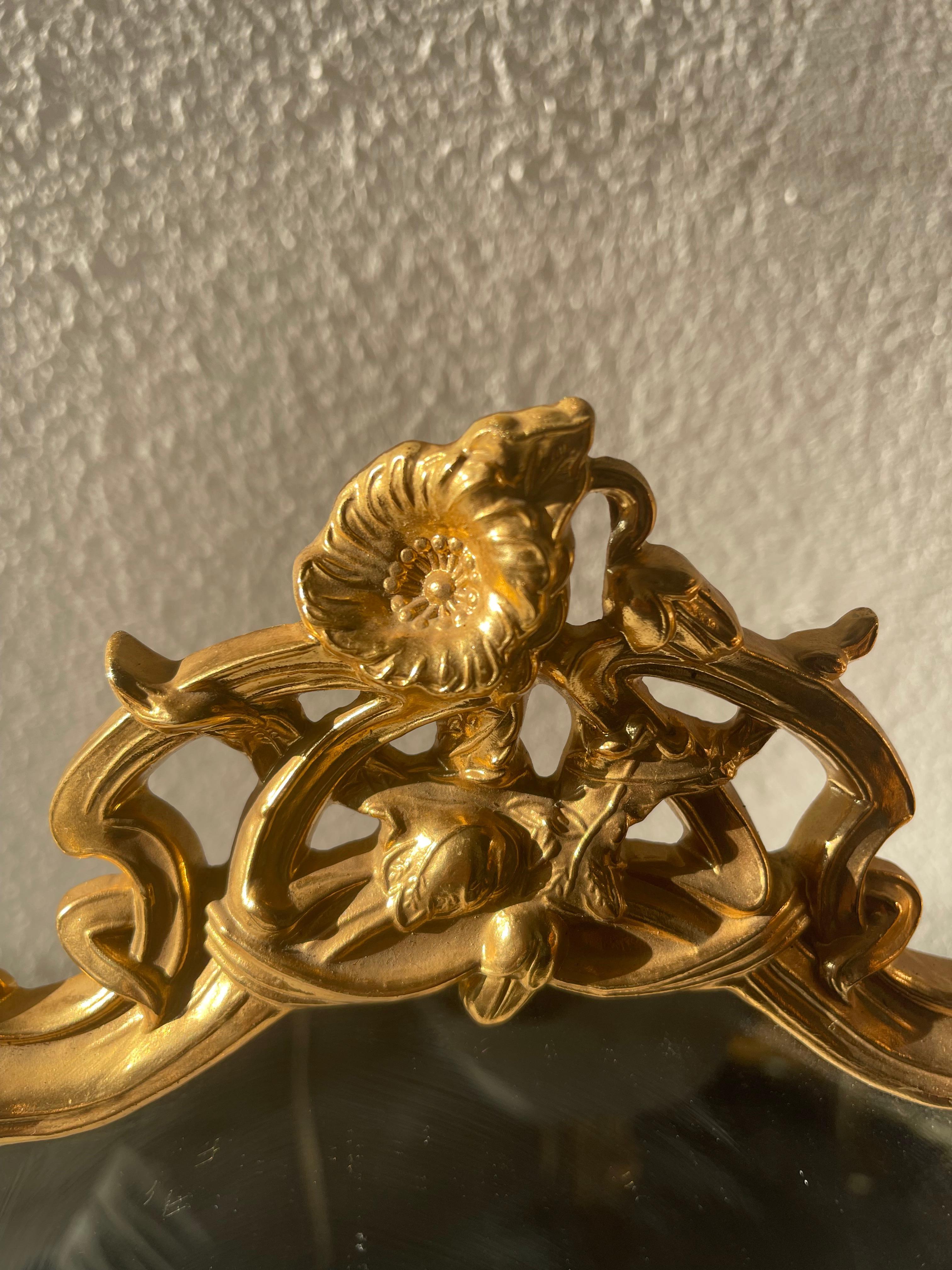 Splendido specchio in bronzo da tavolo italiano stile francese anni '90 in vendita 3