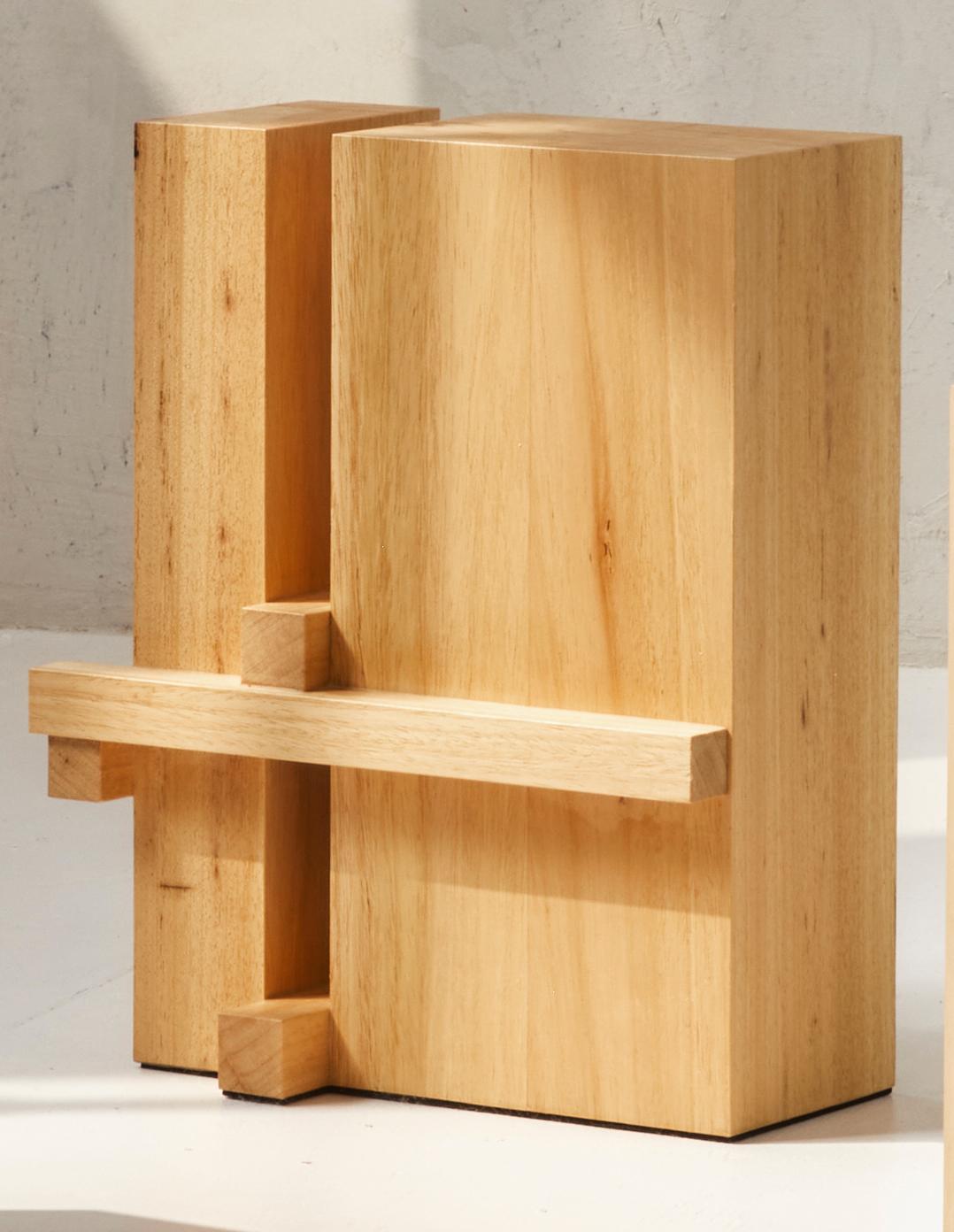 Table d'appoint minimaliste japonaise en Wood Wood Splint #2 par Sho Ota Neuf - En vente à Amsterdam, NL