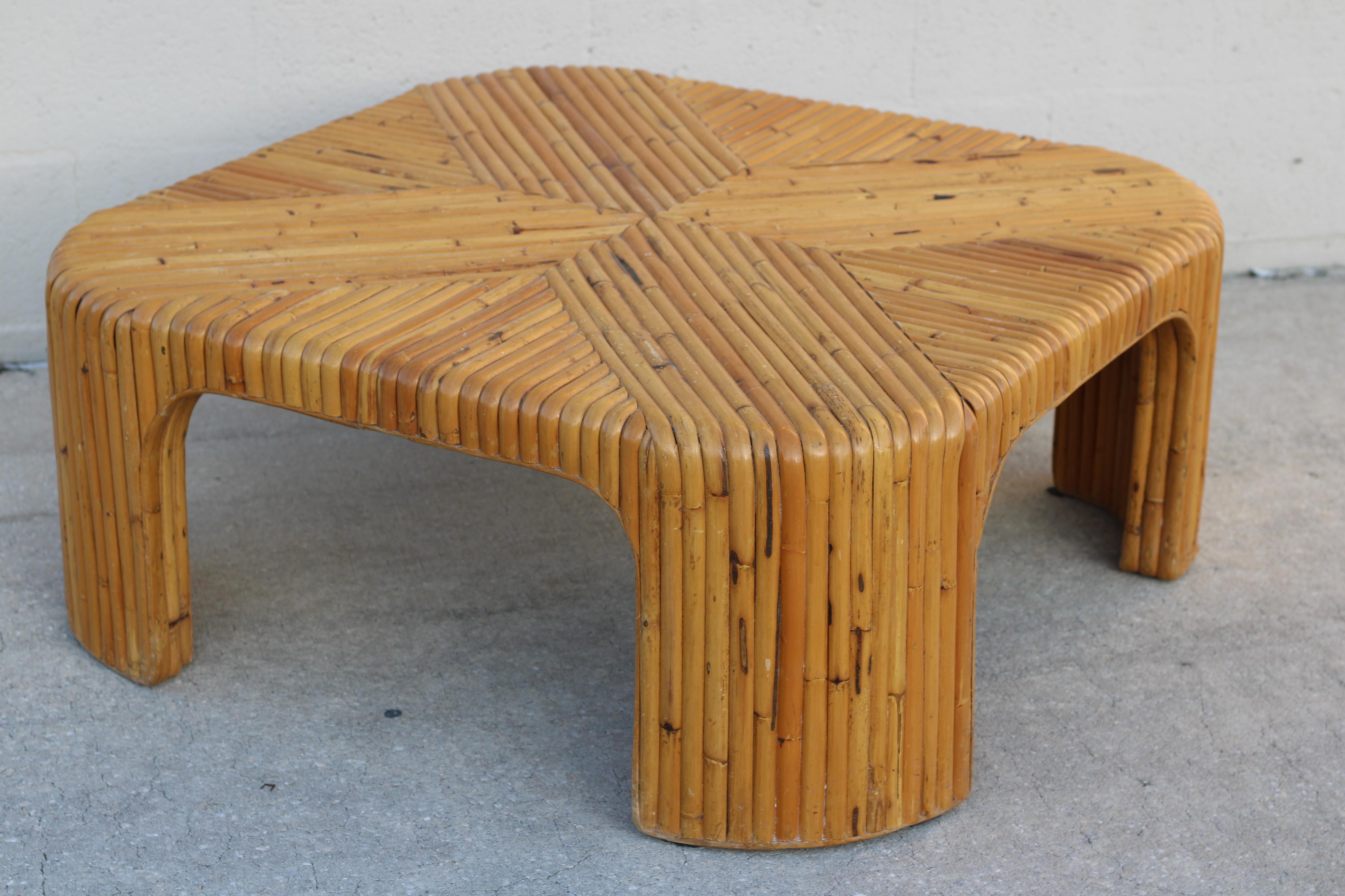 Vintage organic modern split bamboo coffee table with a distinctive geometric pattern, circa 1970s. Expertly made in the Philippines, this sturdy table is a beautiful and useful piece that will anchor a room while introducing warmth and