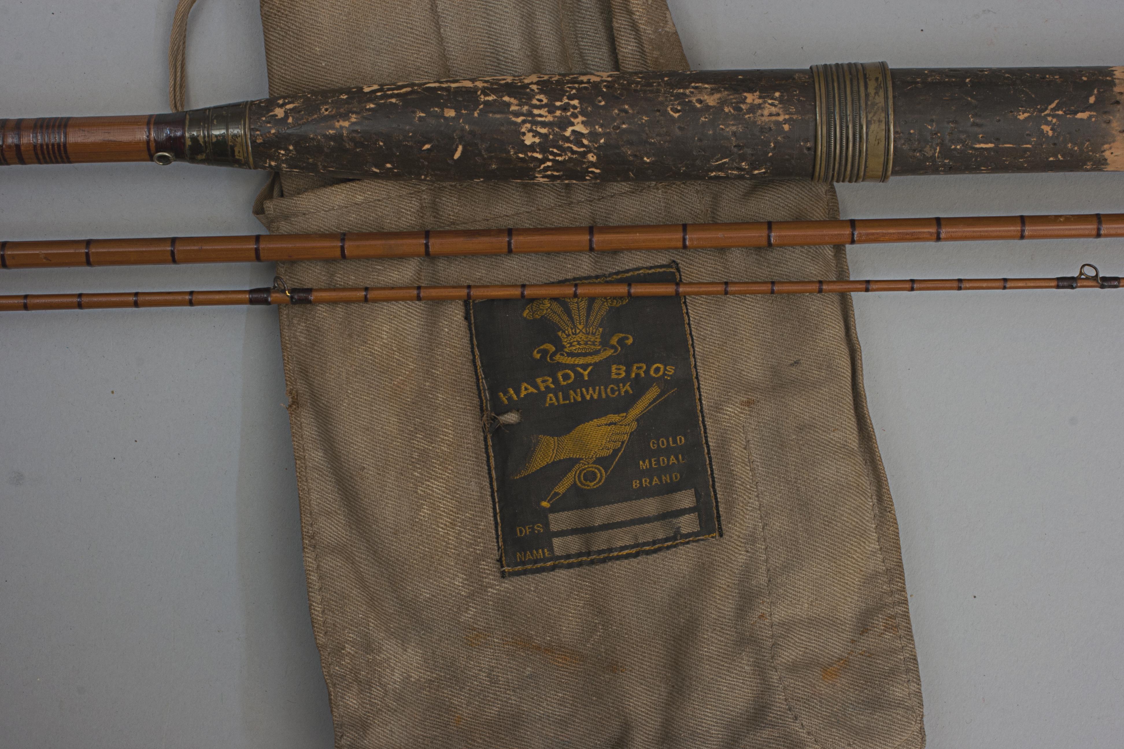Split Cane, Hardy Fly Fishing Rod In Good Condition For Sale In Oxfordshire, GB