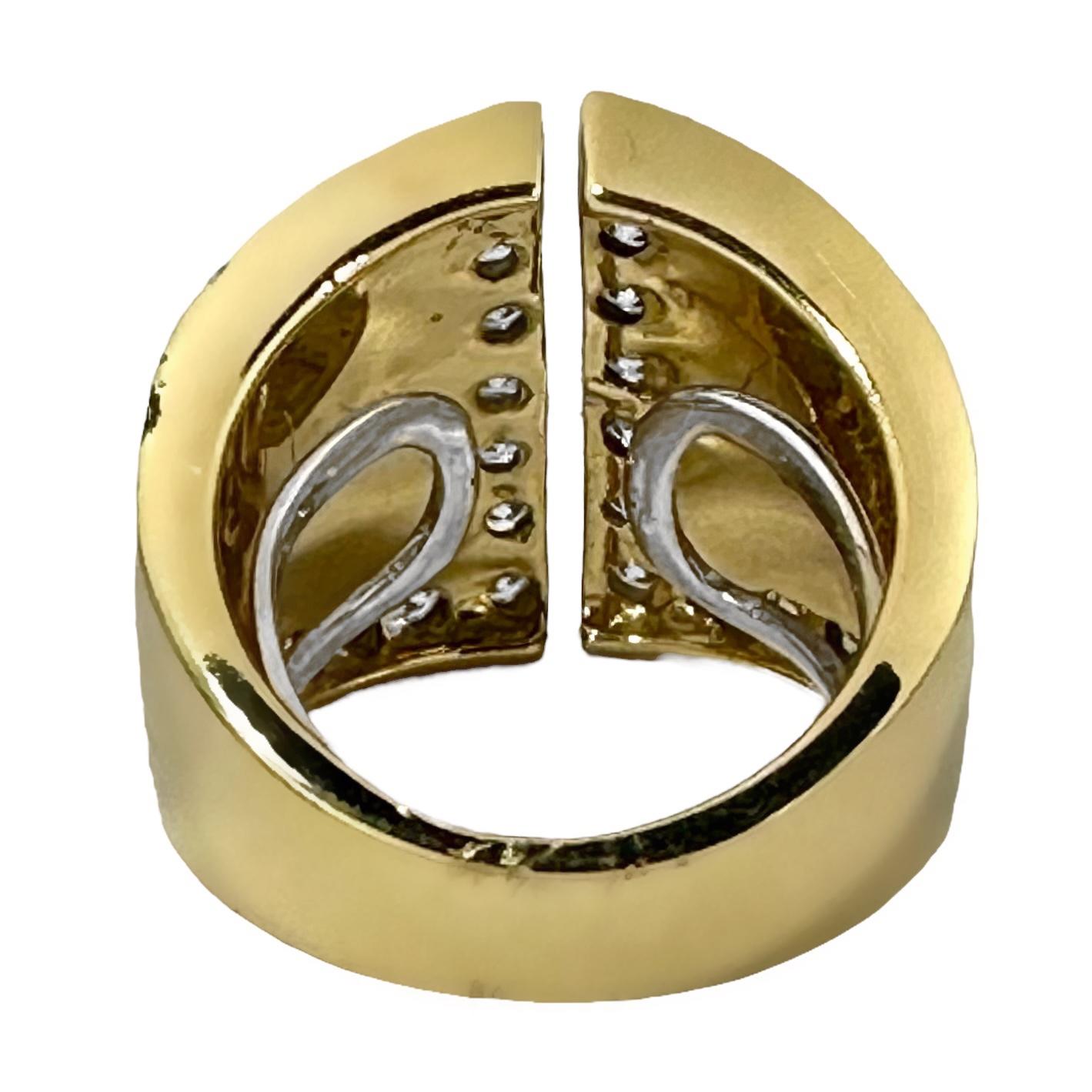 Contemporary Split Front 18k Yellow Gold Ring with Black Enamel and Diamonds For Sale