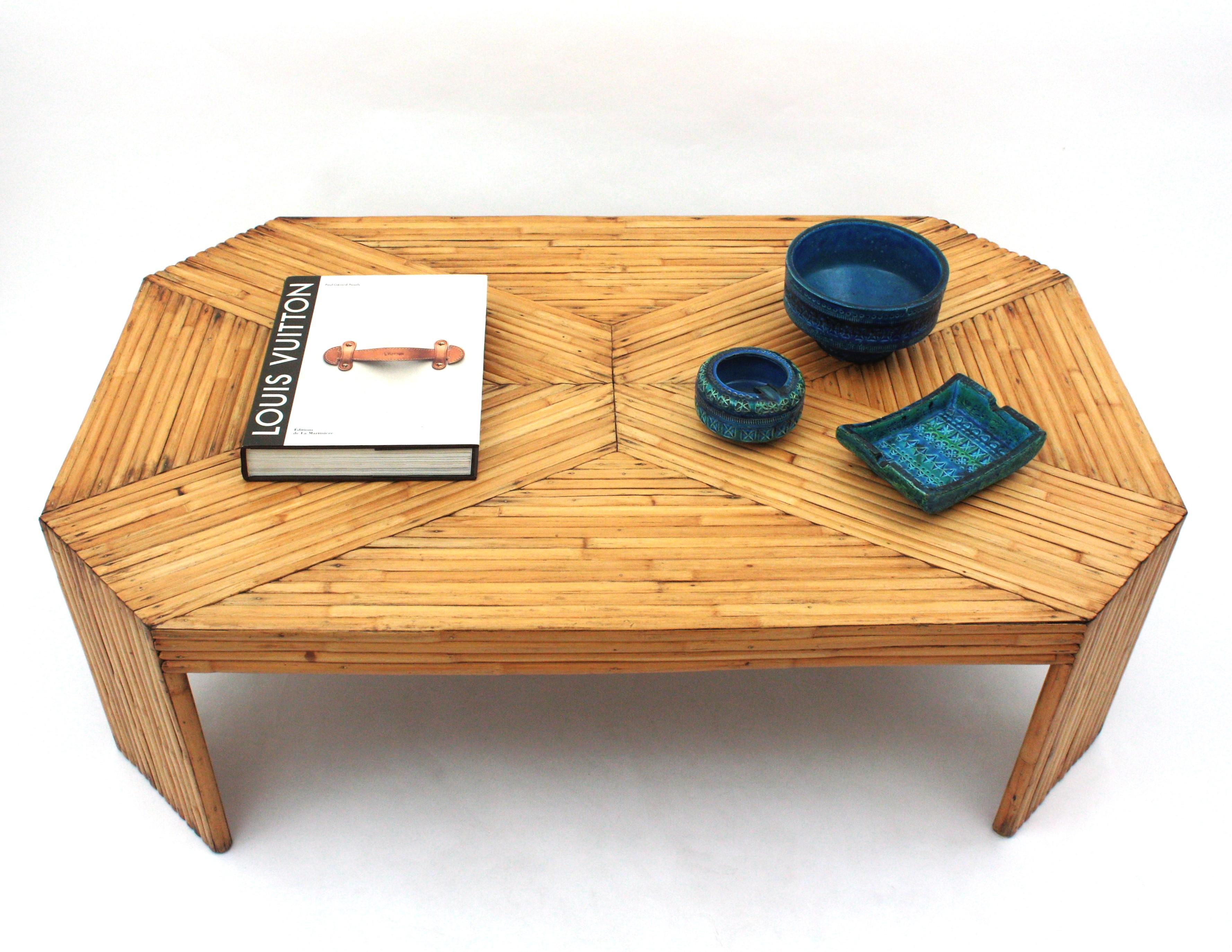 Split Reed Rattan Bamboo Large Coffee Table After Gabriella Crespi In Good Condition For Sale In Barcelona, ES