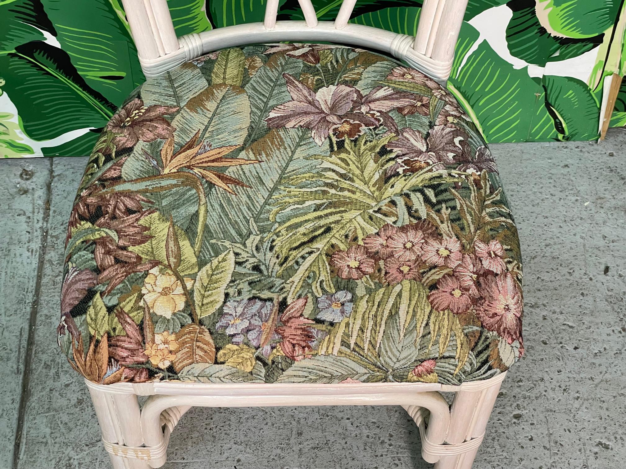 Chaises de salle à manger Split Reed Rattan Floral Design en vente 2
