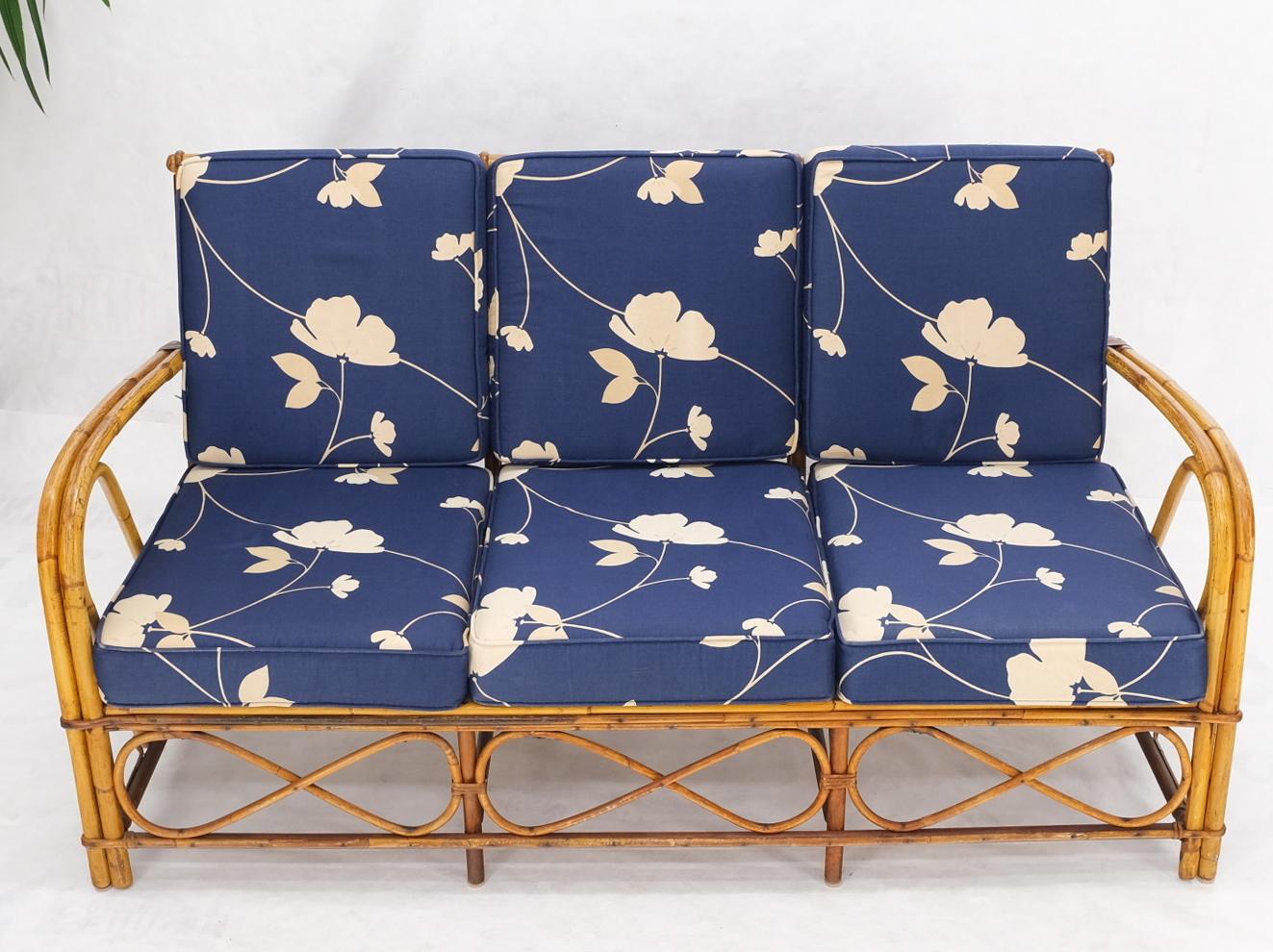 Split Reed Wicker Rattan Bamboo 3 Seater Sofa Blue & White Cushions In Good Condition For Sale In Rockaway, NJ
