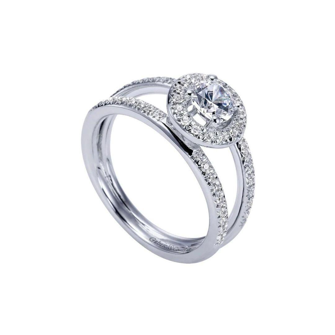 Round Cut Split Shank Diamond Halo Engagement Ring For Sale