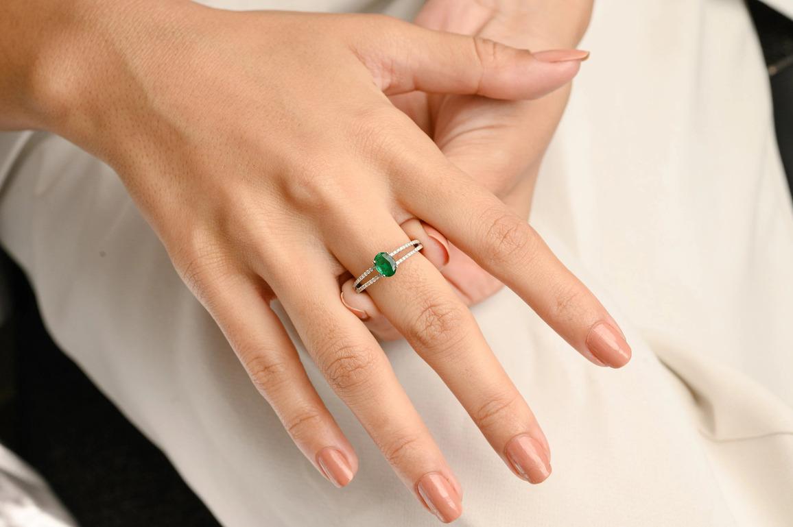 For Sale:  Genuine Oval Cut Emerald and Diamond Ring in Solid 18k White Gold 6