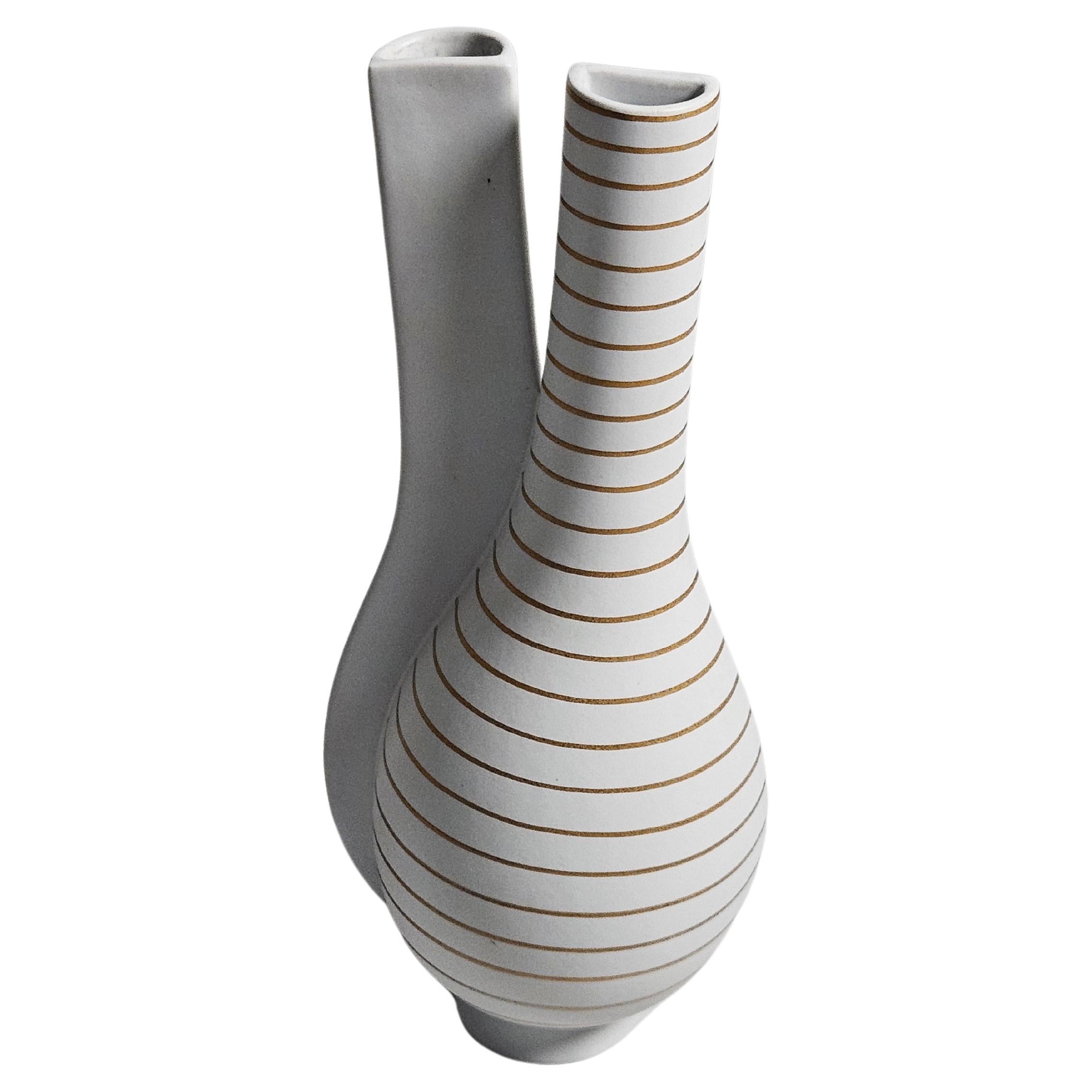 Split vase 'Gold Surrea' by Wilhelm Kåge, Gustavsberg Studio, Sweden, 1930s For Sale