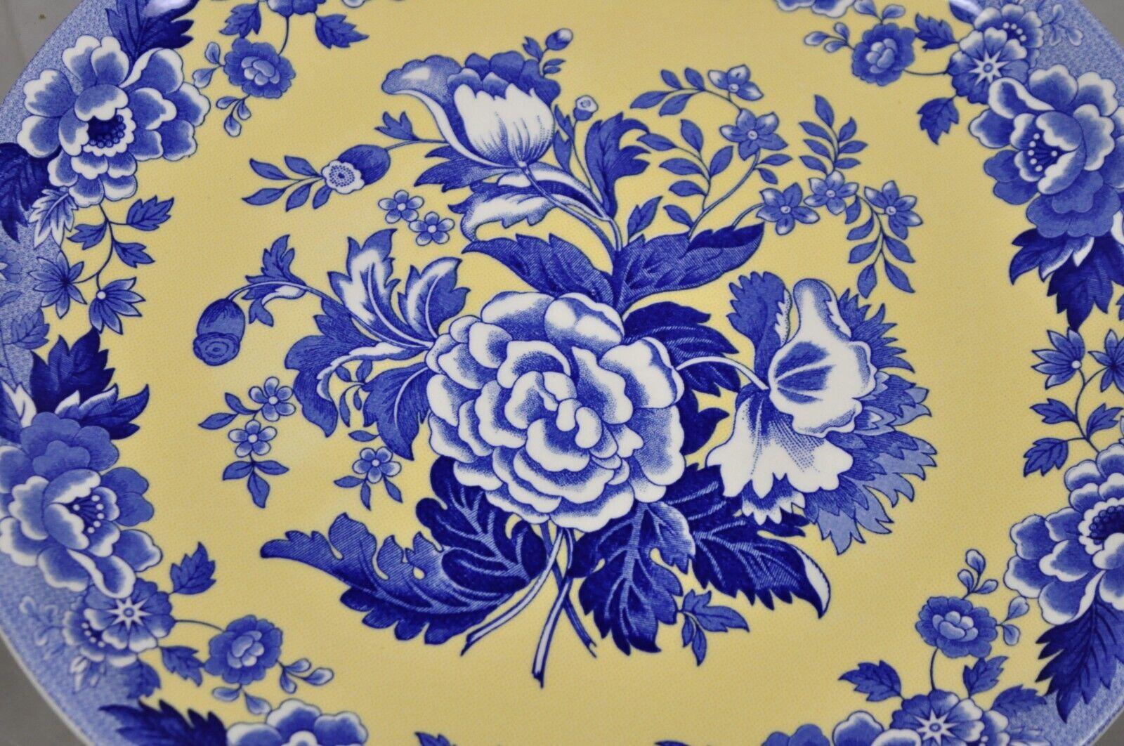 Porcelaine Assiette plate Spode 13 pouces « Garden Collection Flowers » bleu coquelicot et jaune en vente