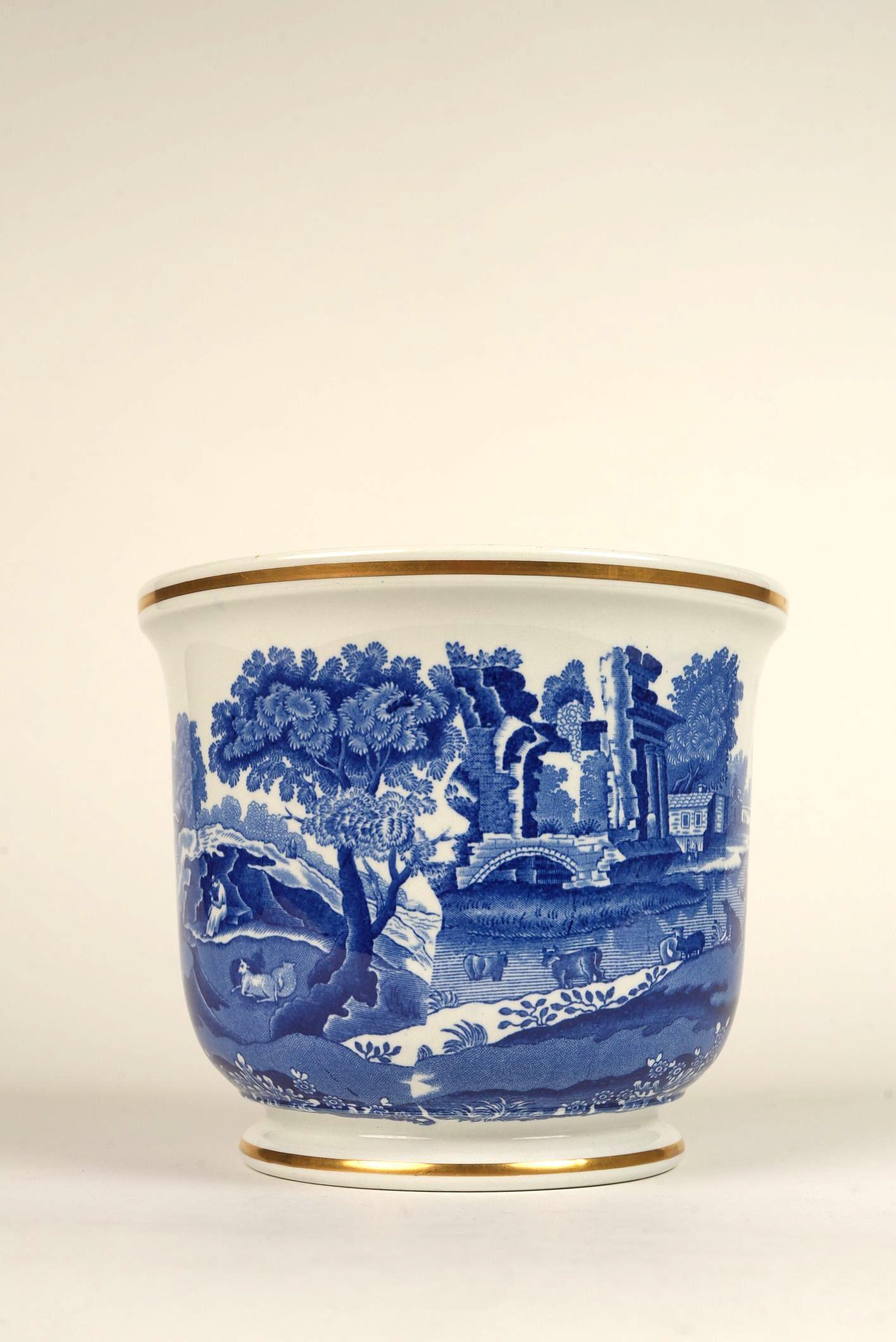 Dorato Copeland Spode Jardiniere Transferware blu e bianco con doratura in vendita