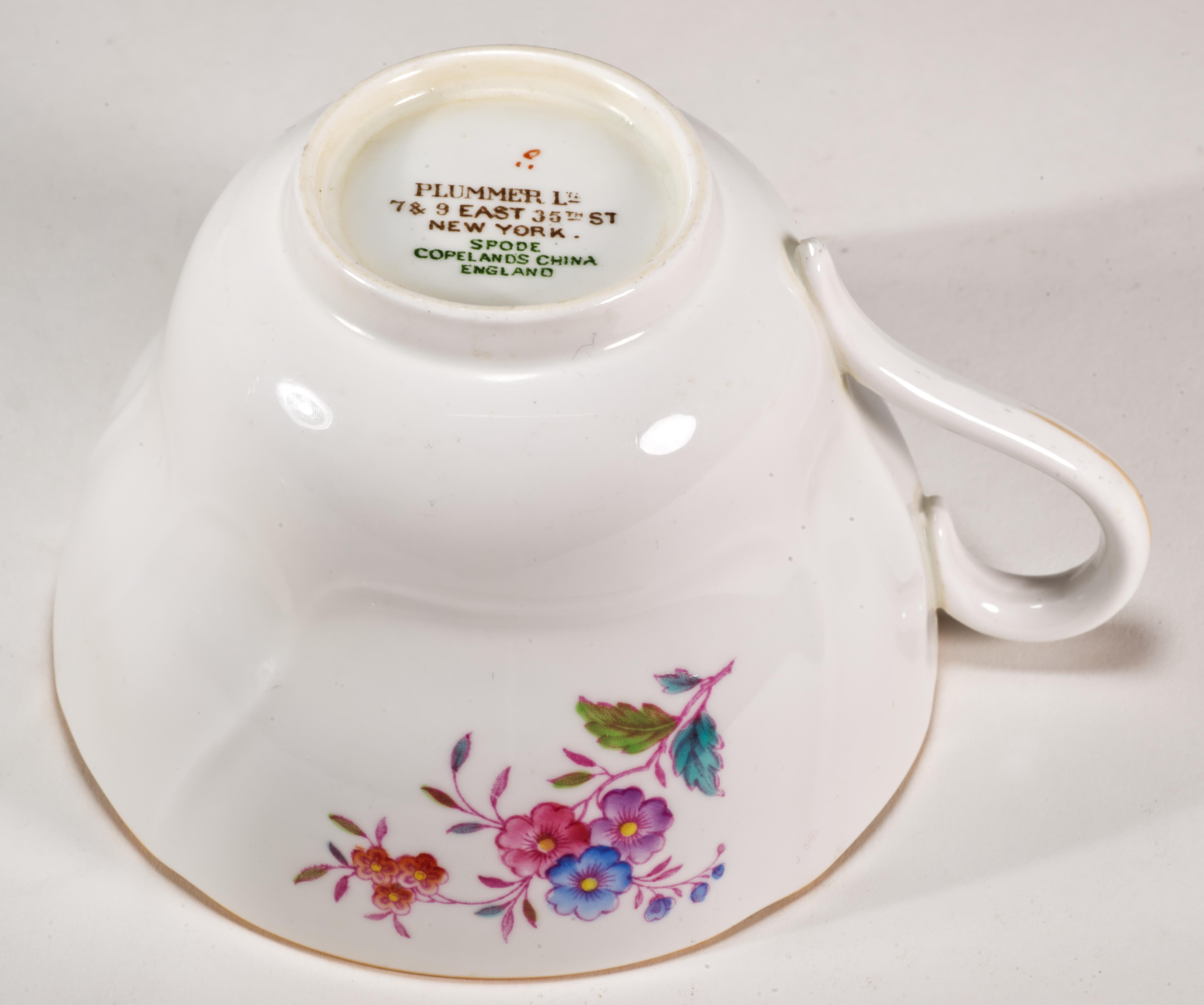 Spode & Copeland Pair of Cups and Saucers for Plummer Ltd NY, 1900-1936 For Sale 1