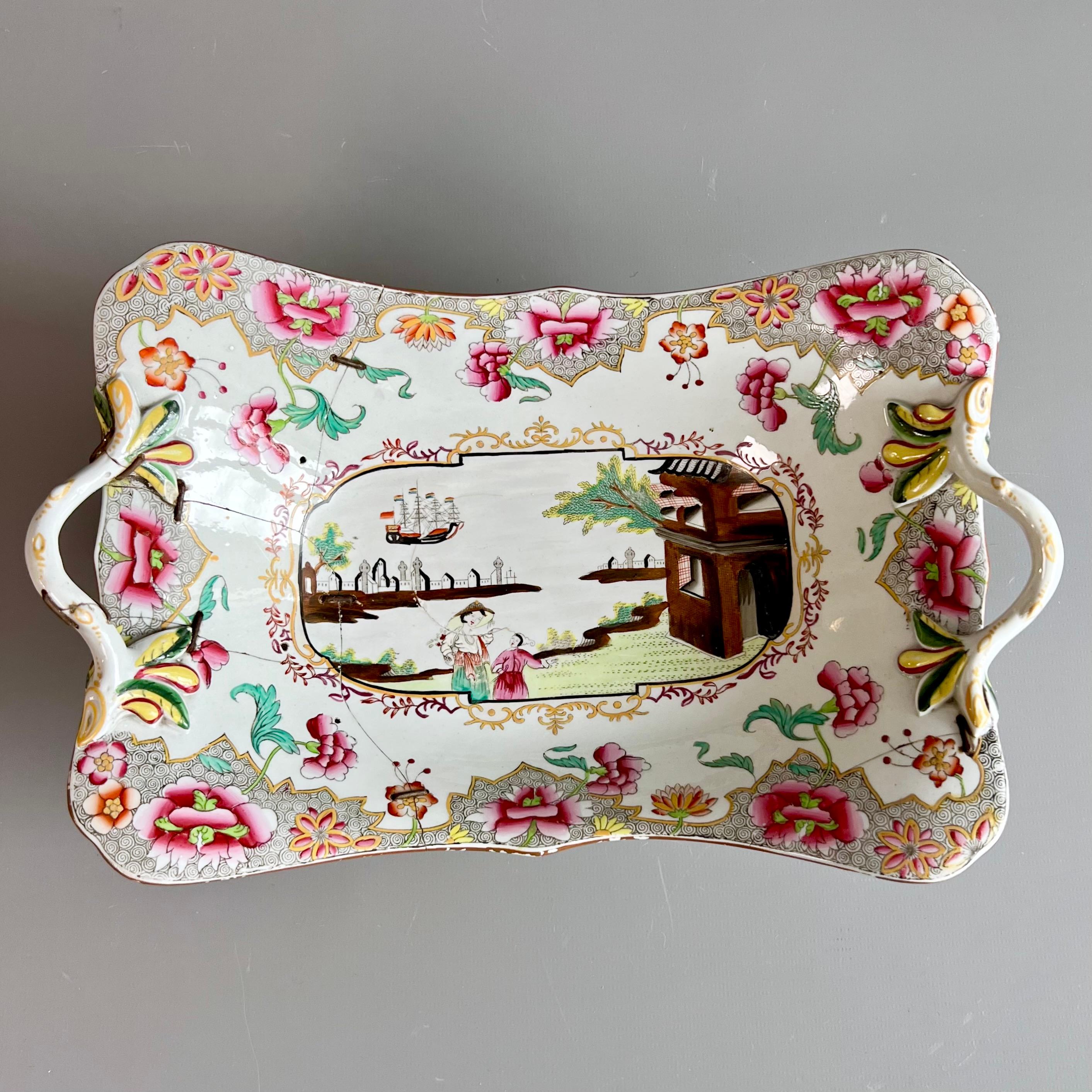 Early 19th Century Spode Dessert Service, Ship Pattern no. 3133 on Stone China, 1813-1822 For Sale