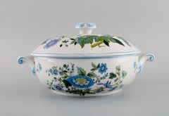 Spode, England, Mulberry Lidded Soup Tureen in Hand-Painted Porcelain