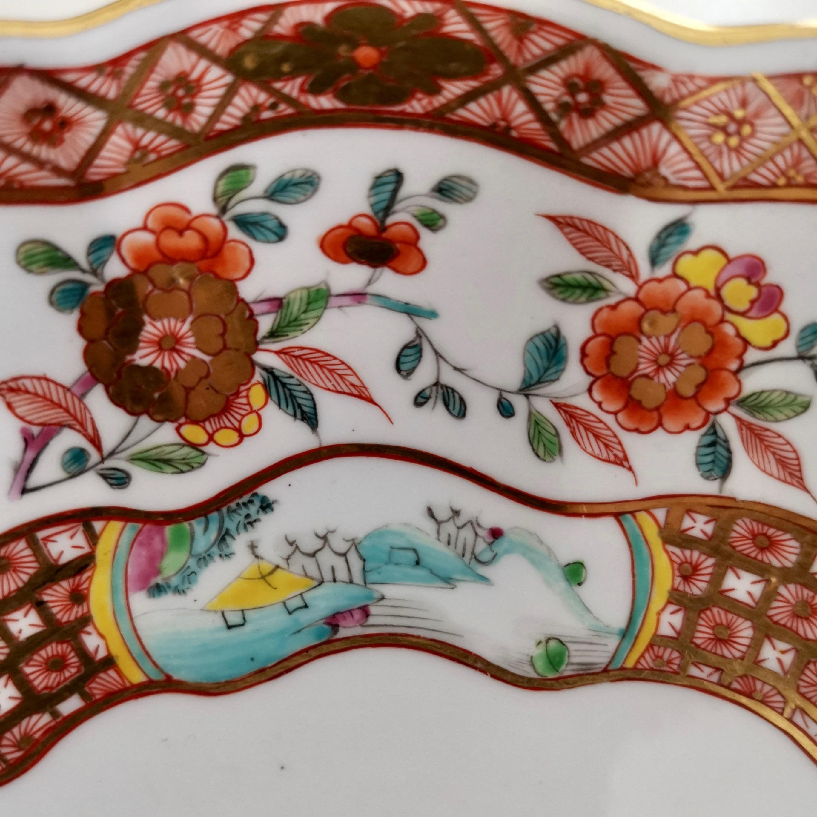 Spode Felspar Porcelain Shell Dish, Chinoiserie Famille Rose Fishermen 1