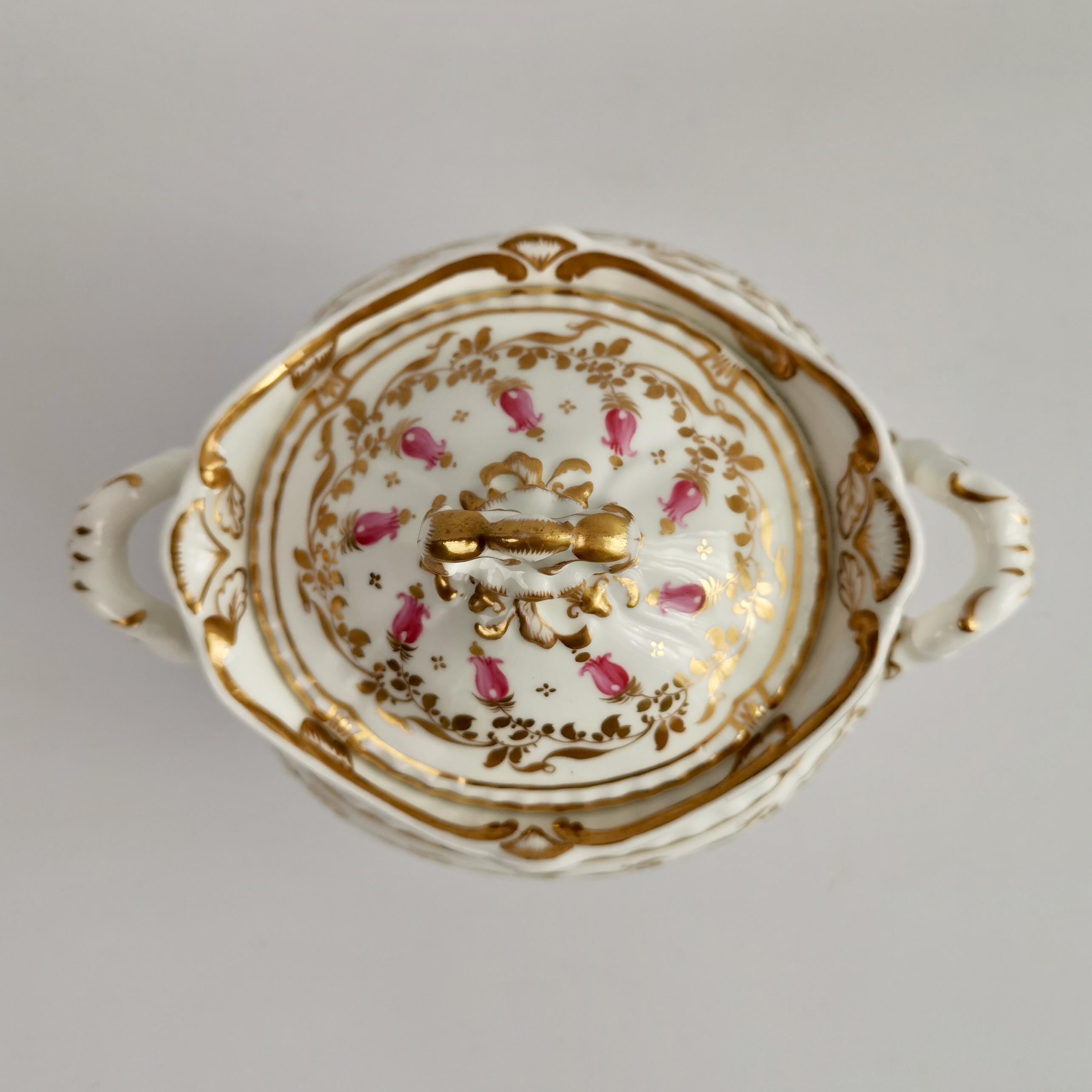 Spode Felspar Porcelain Sucrier, White, Gilt and Pink Harebells, circa 1828 In Good Condition In London, GB