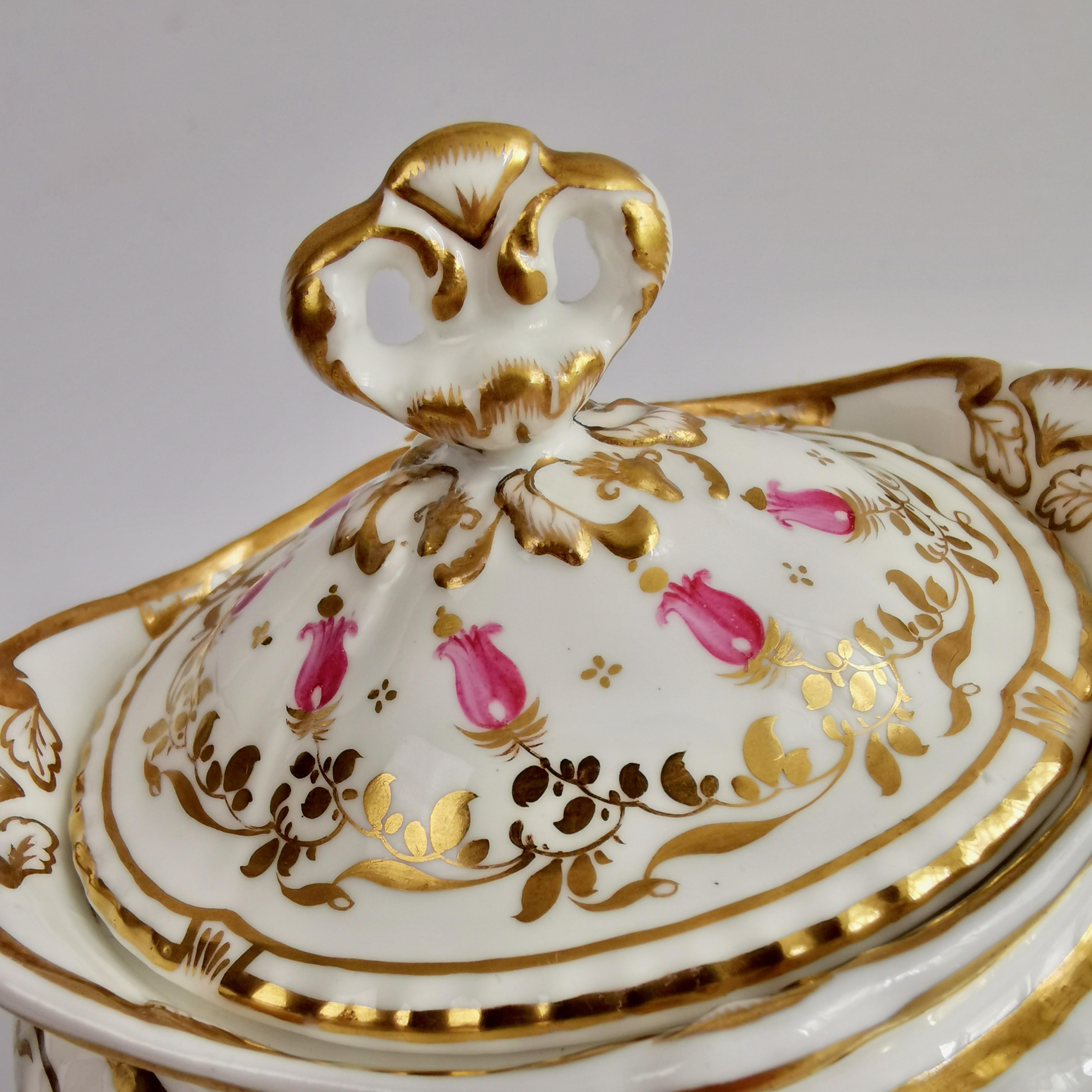 Early 19th Century Spode Felspar Porcelain Sucrier, White, Gilt and Pink Harebells, circa 1828