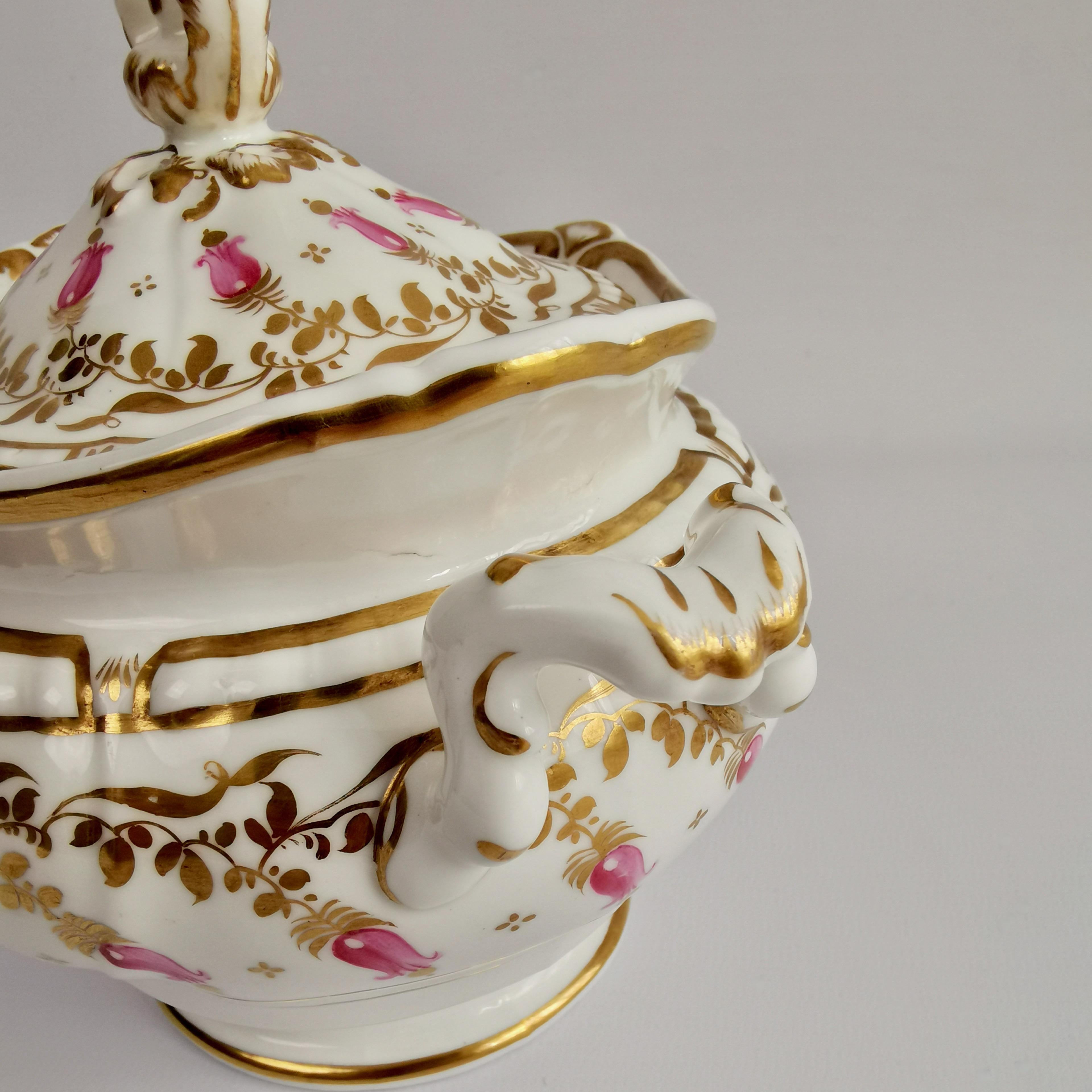 Spode Felspar Porcelain Sucrier, White, Gilt and Pink Harebells, circa 1828 2