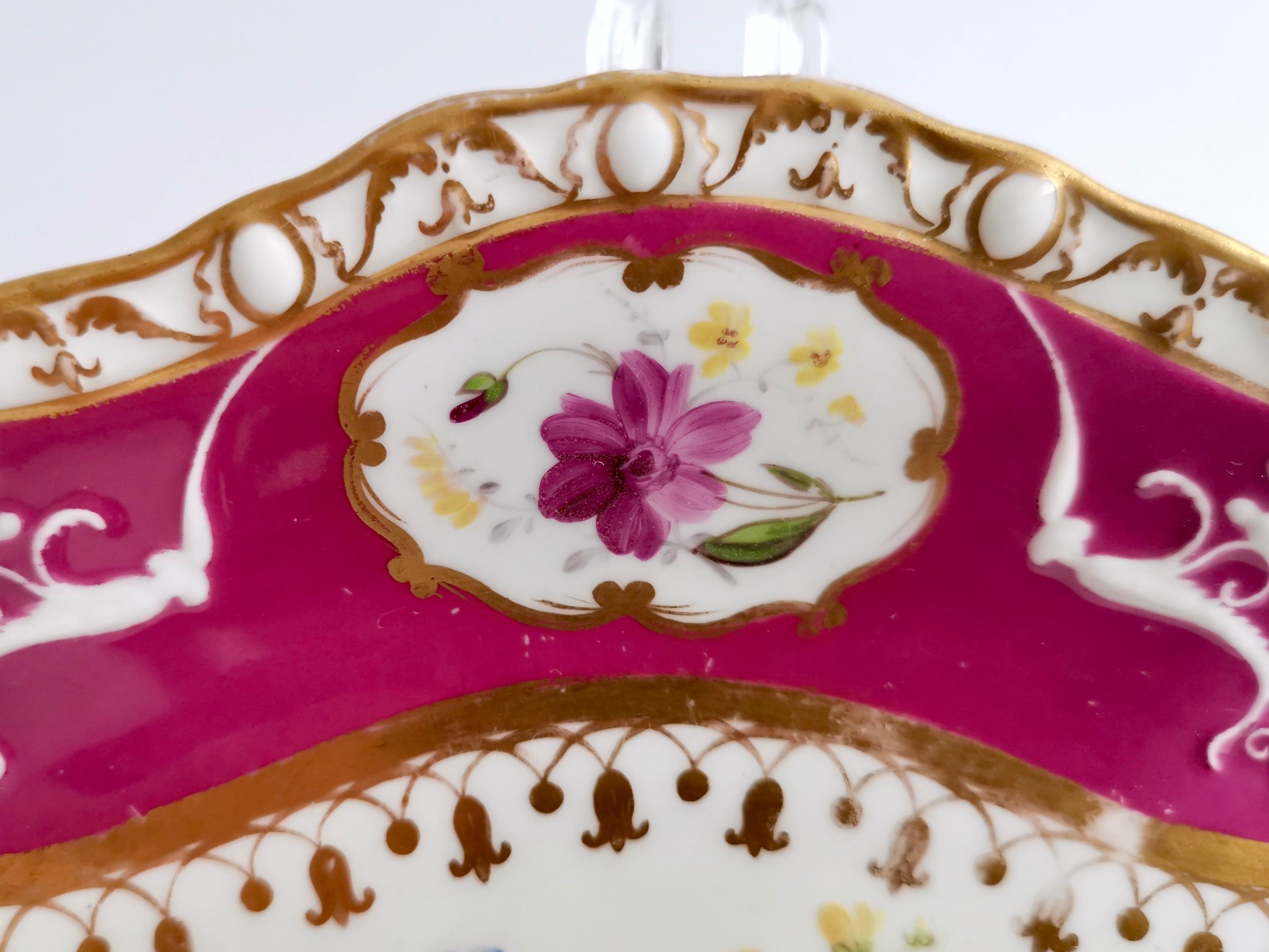 Spode Felspar Serving Dish, Maroon with Sublime Flowers, 1831 In Good Condition In London, GB