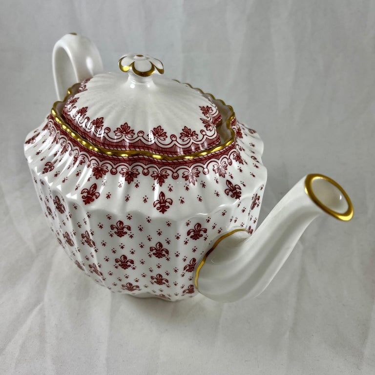 Spode Fleur de Lys Red and Gold Bone China Fluted Chelsea Tea Pot For ...