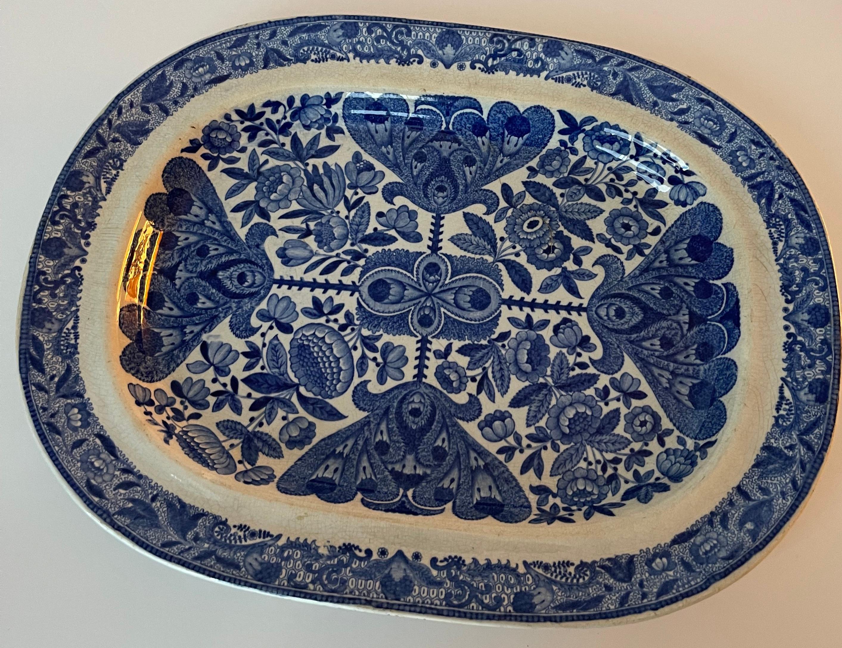 Spode Flower Cross Pearlware Platter In Good Condition For Sale In Stamford, CT