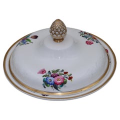 Spode hand painted and gilded vegetable tureen