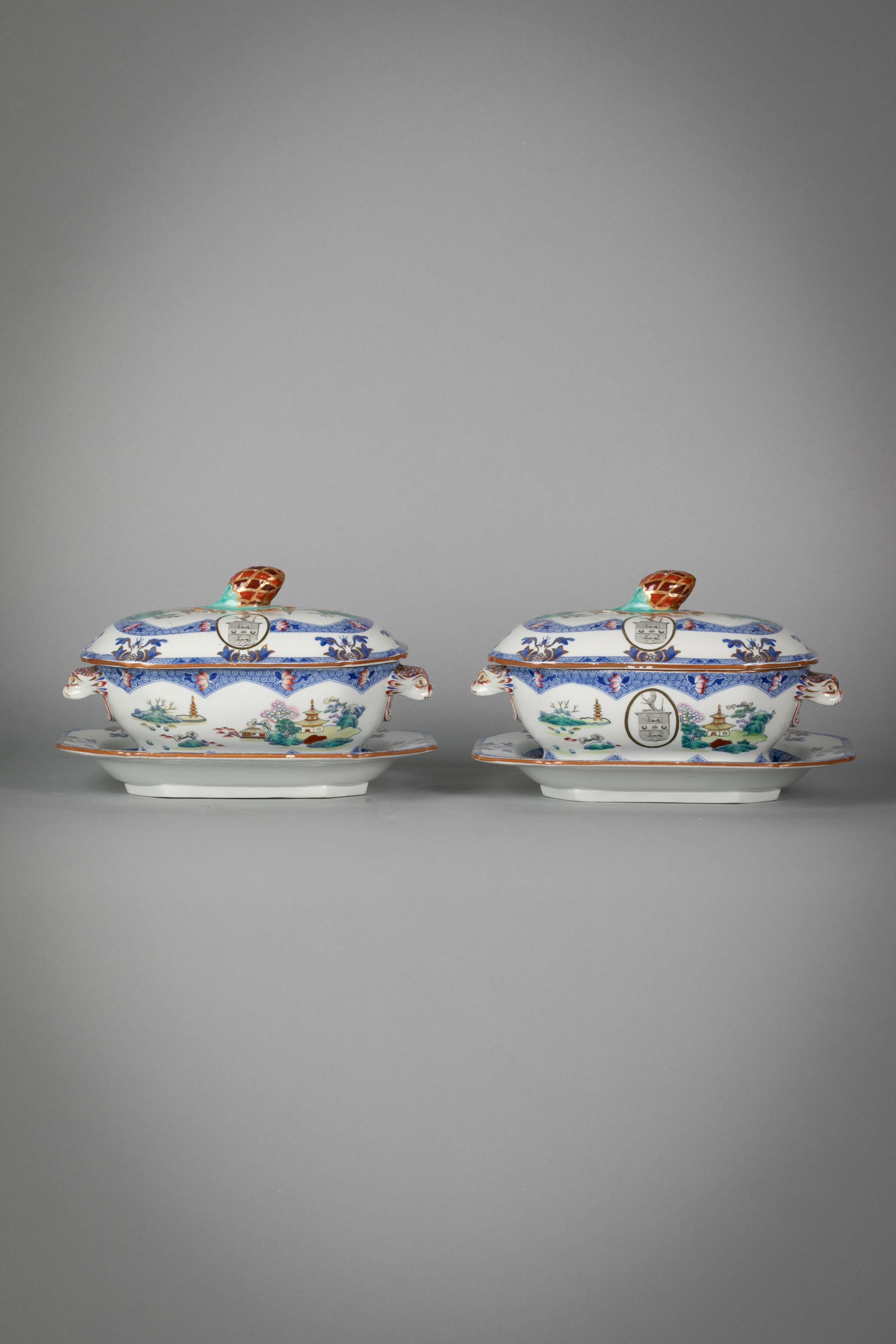 Early 19th Century Spode Ironstone Crested Part Dinner Service, circa 1815