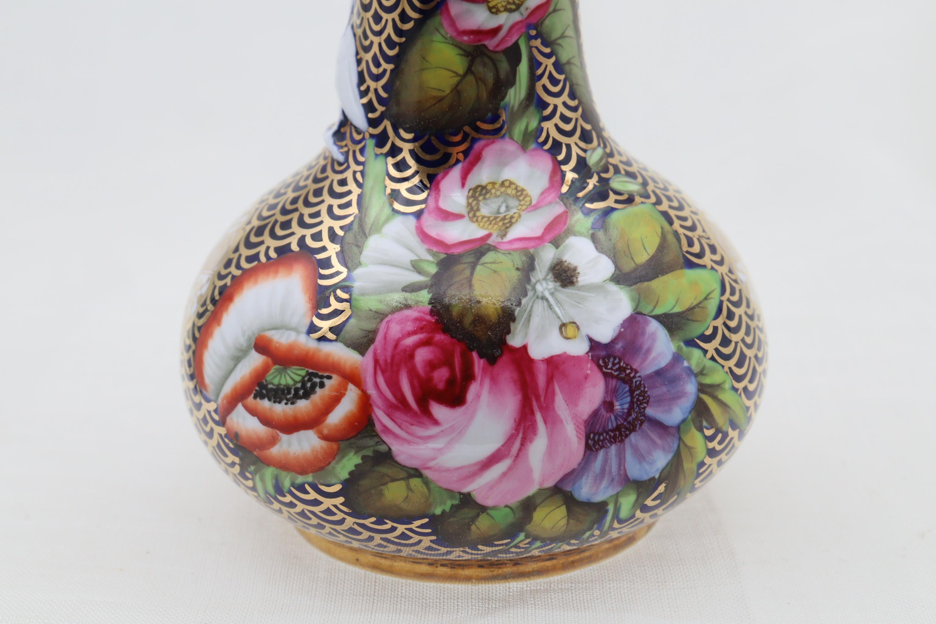 English Spode Lizard Bottle decorated with pattern 1166 For Sale