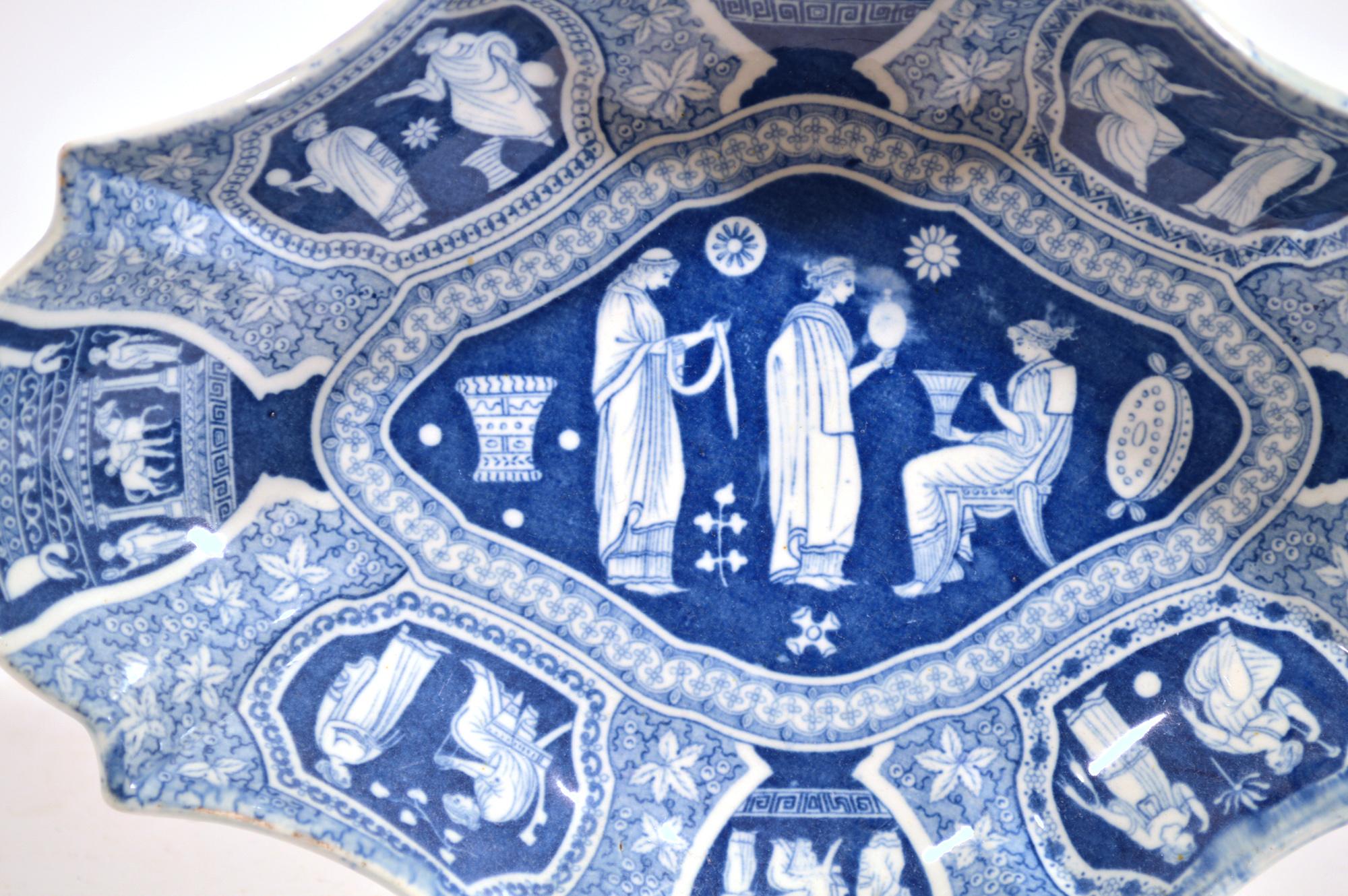 Spode Neoklassizistisches, blaues, ovales Dessertgeschirr mit griechischem Muster (Perlenware) im Angebot
