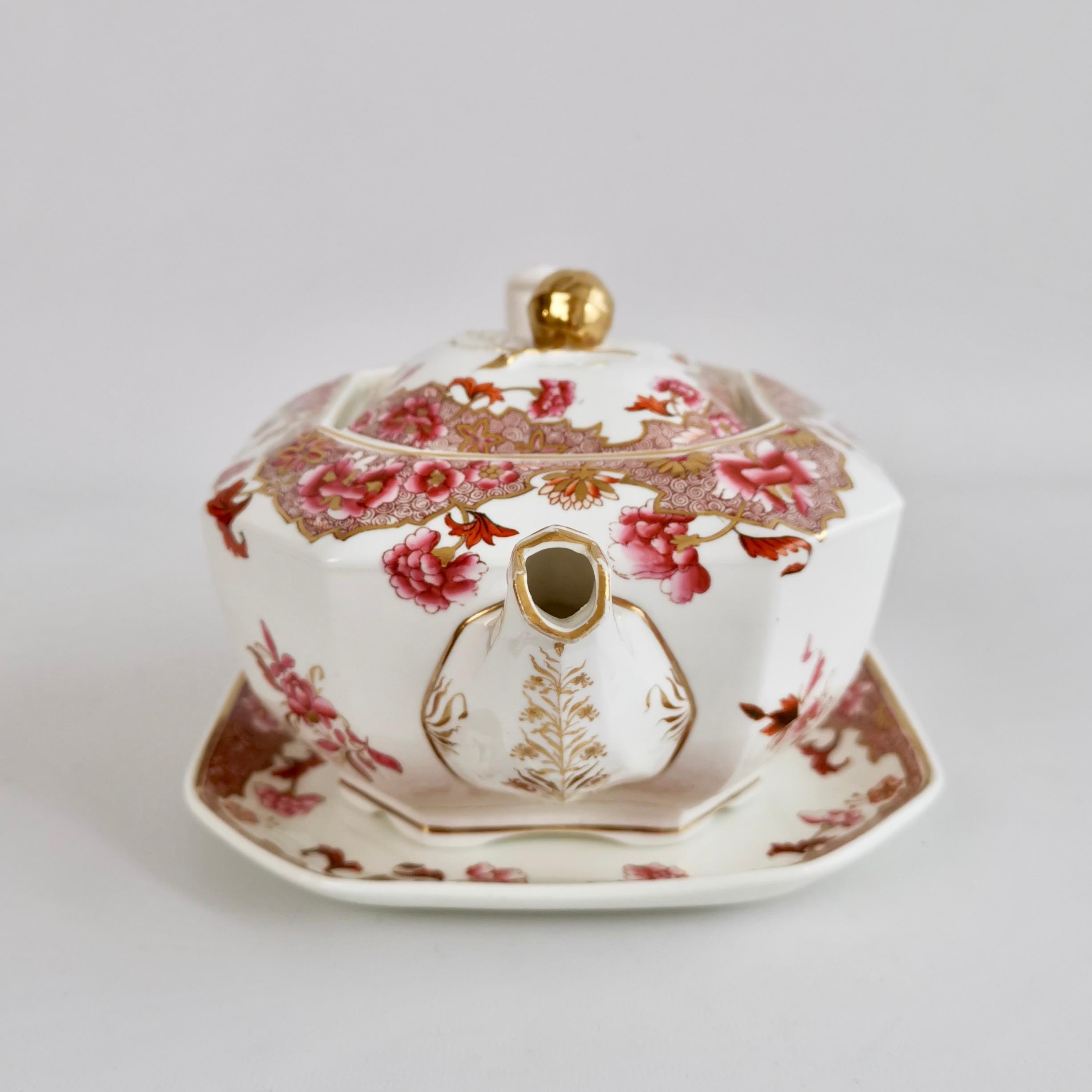 Hand-Painted Spode Octagon Teapot on Stand, Felspar with Pink Chinoiserie, Regency 1821-1825