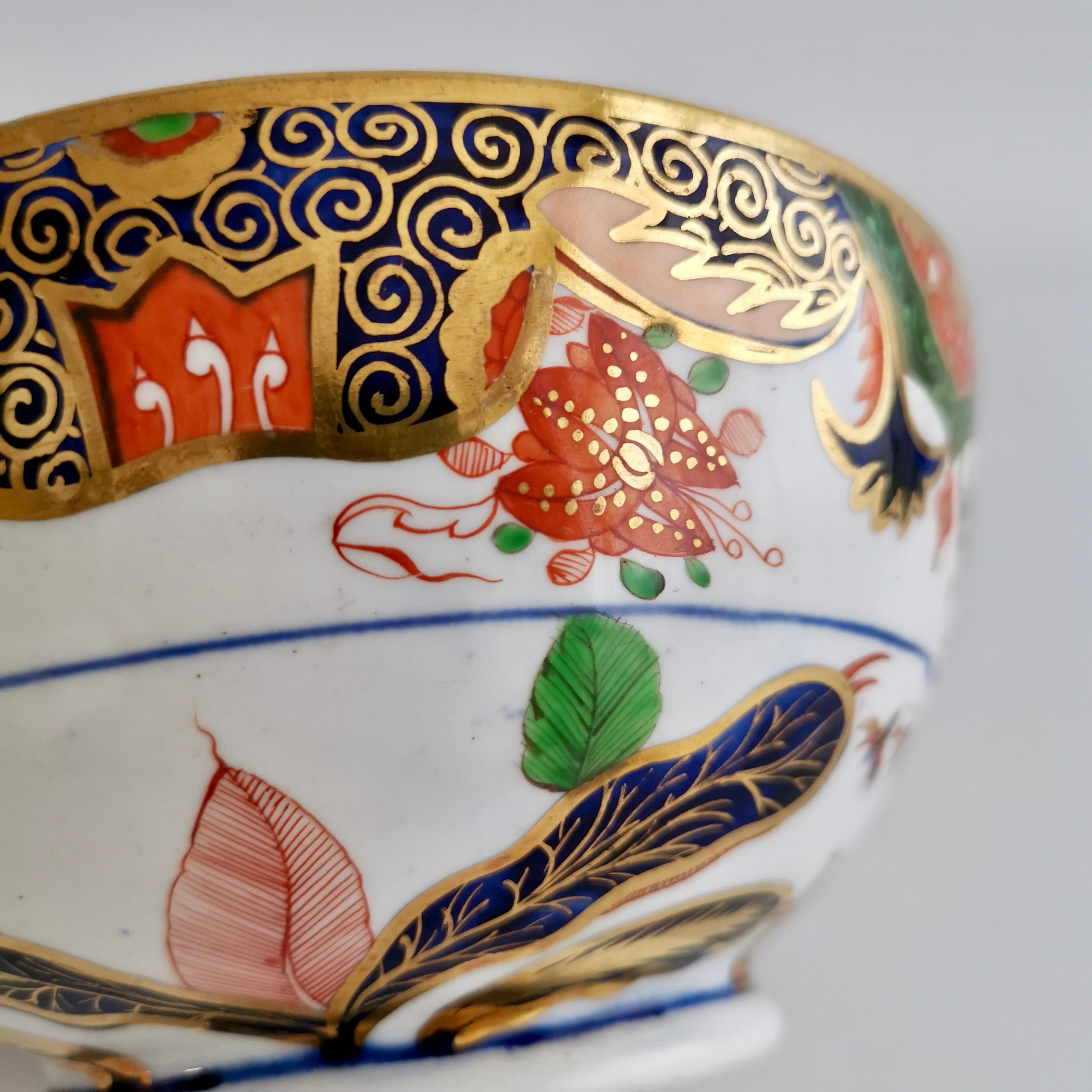Early 19th Century Spode Porcelain Bowl, Imari Tobacco Leaf Pattern 967, ca 1815