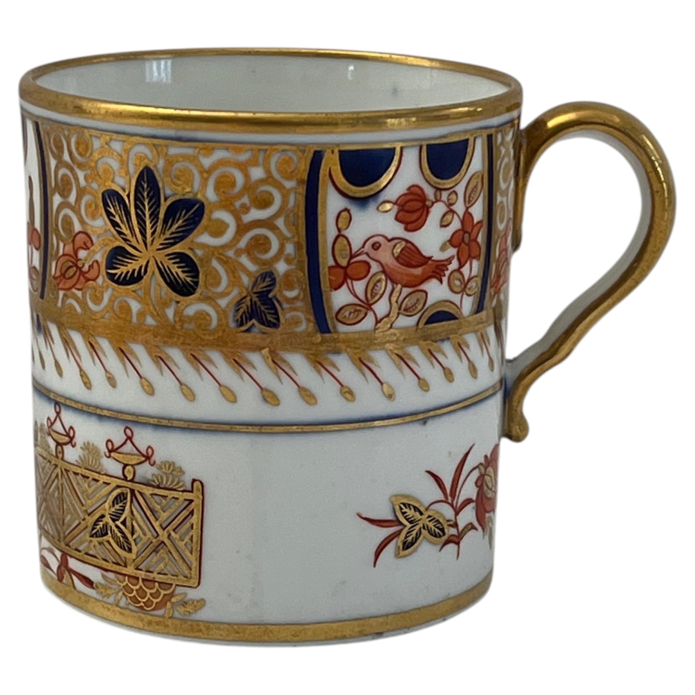 Boîte à café en porcelaine Spode, finement peinte à la main et dorée, motif n° 1495, vers 1810