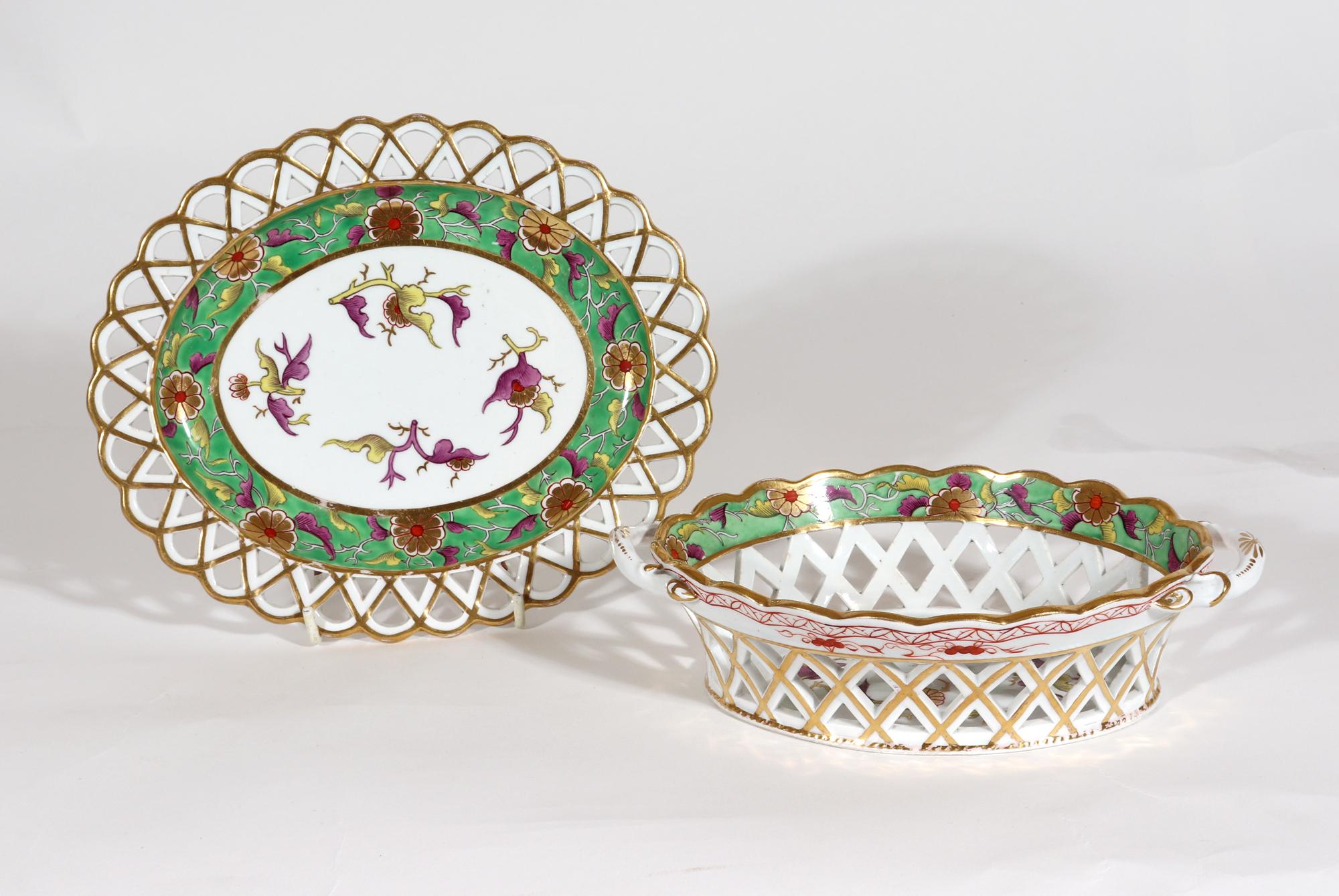 Spode Porcelain Dessert Service, Pattern # 302, Thirty Two Pieces 7