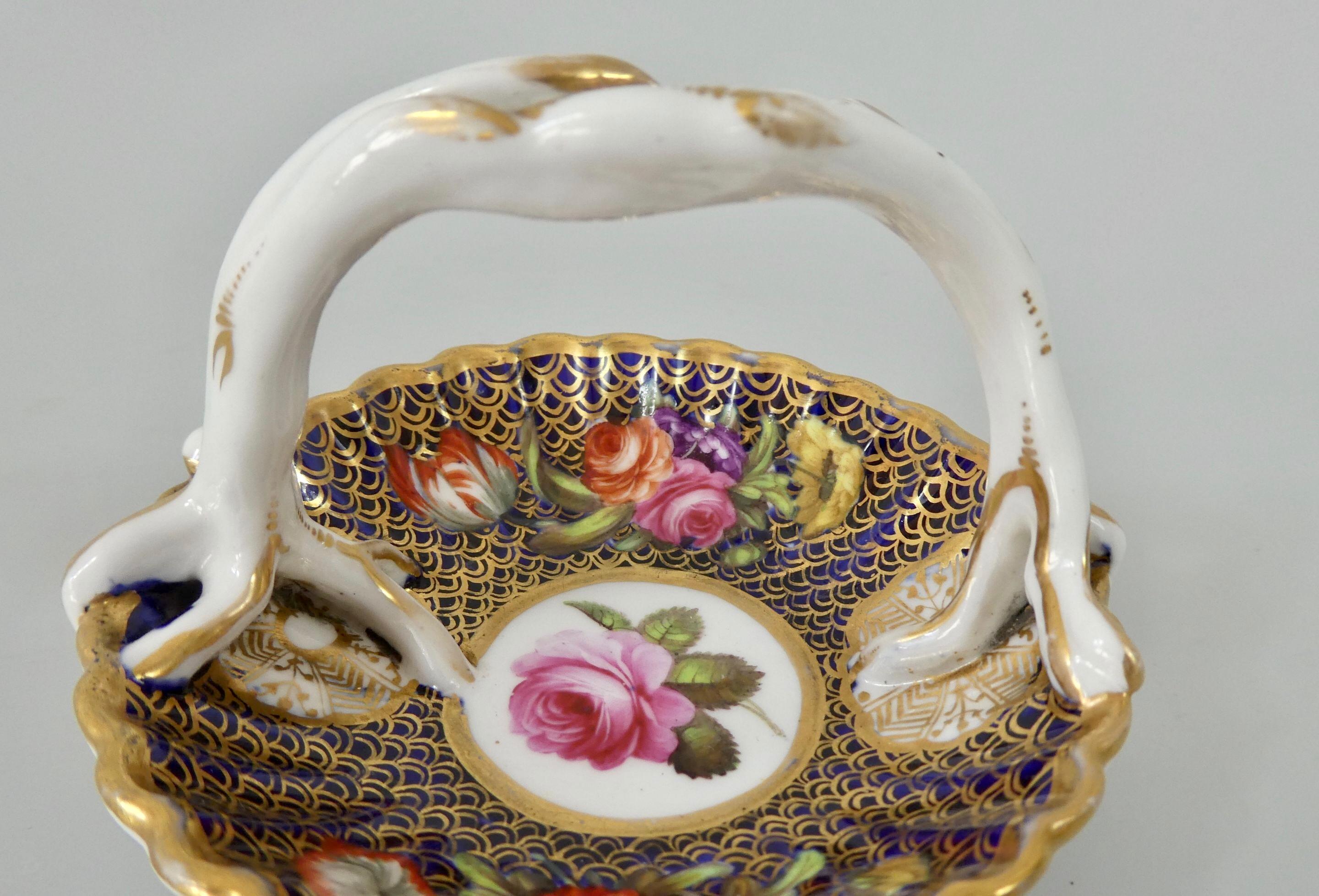 English Spode Porcelain Miniature Basket, Pattern No. ‘1166’, circa 1810