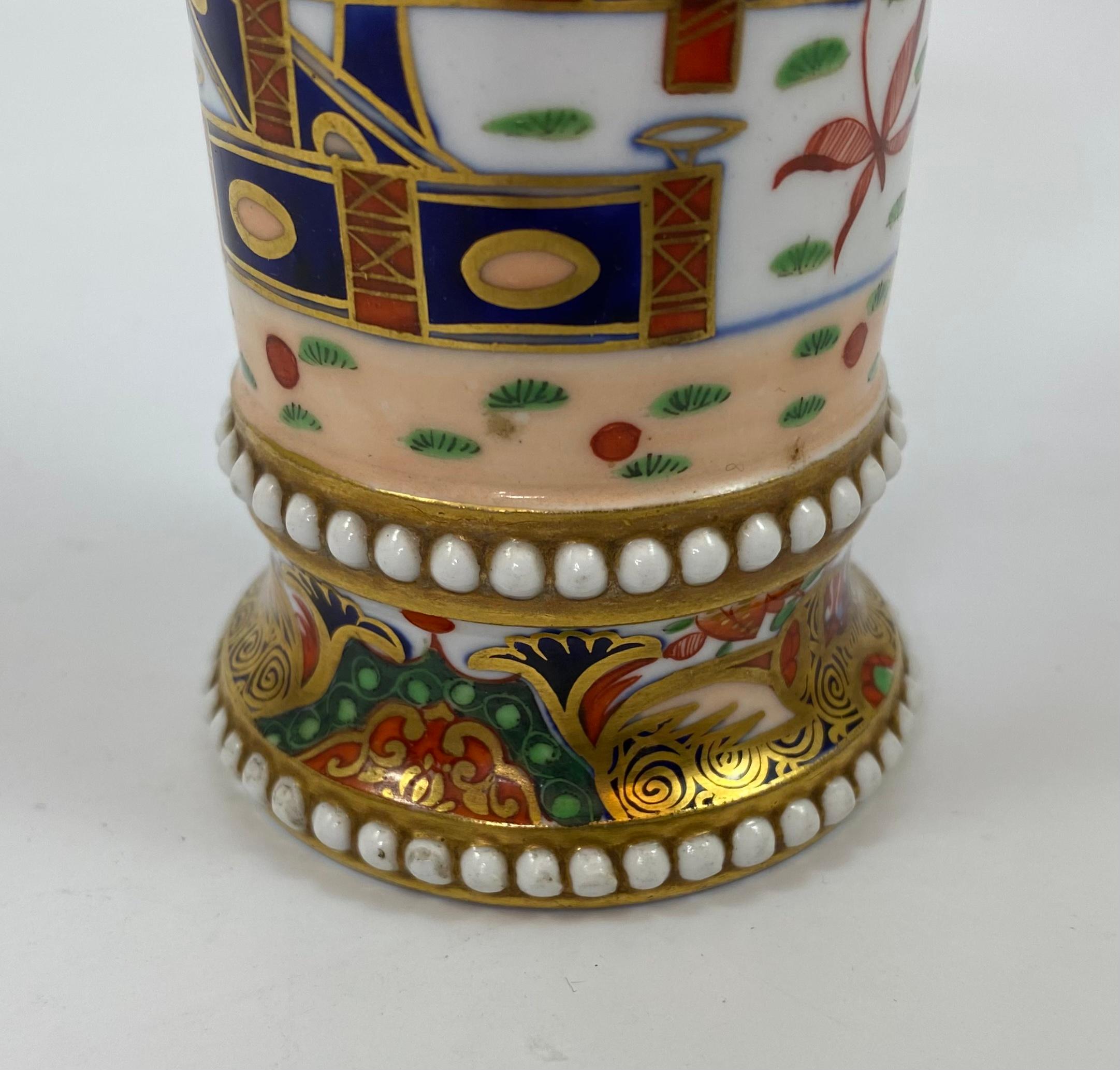 Spode Porcelain Spill Vase Garniture. Imari Pattern, c. 1810 5