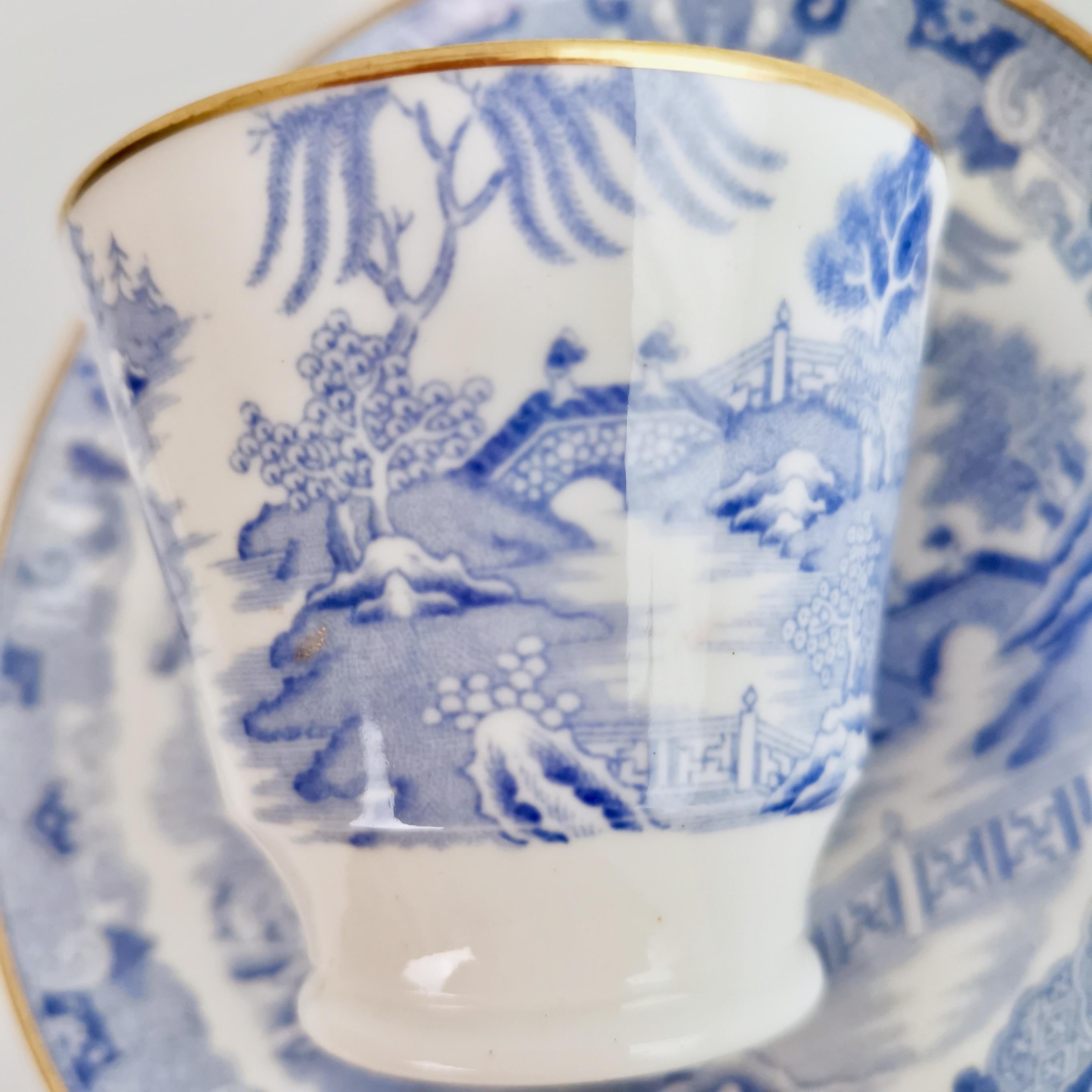 Spode Porcelain Teacup Trio, Brosely Pagoda Blue and White Transfer, ca 1815 4