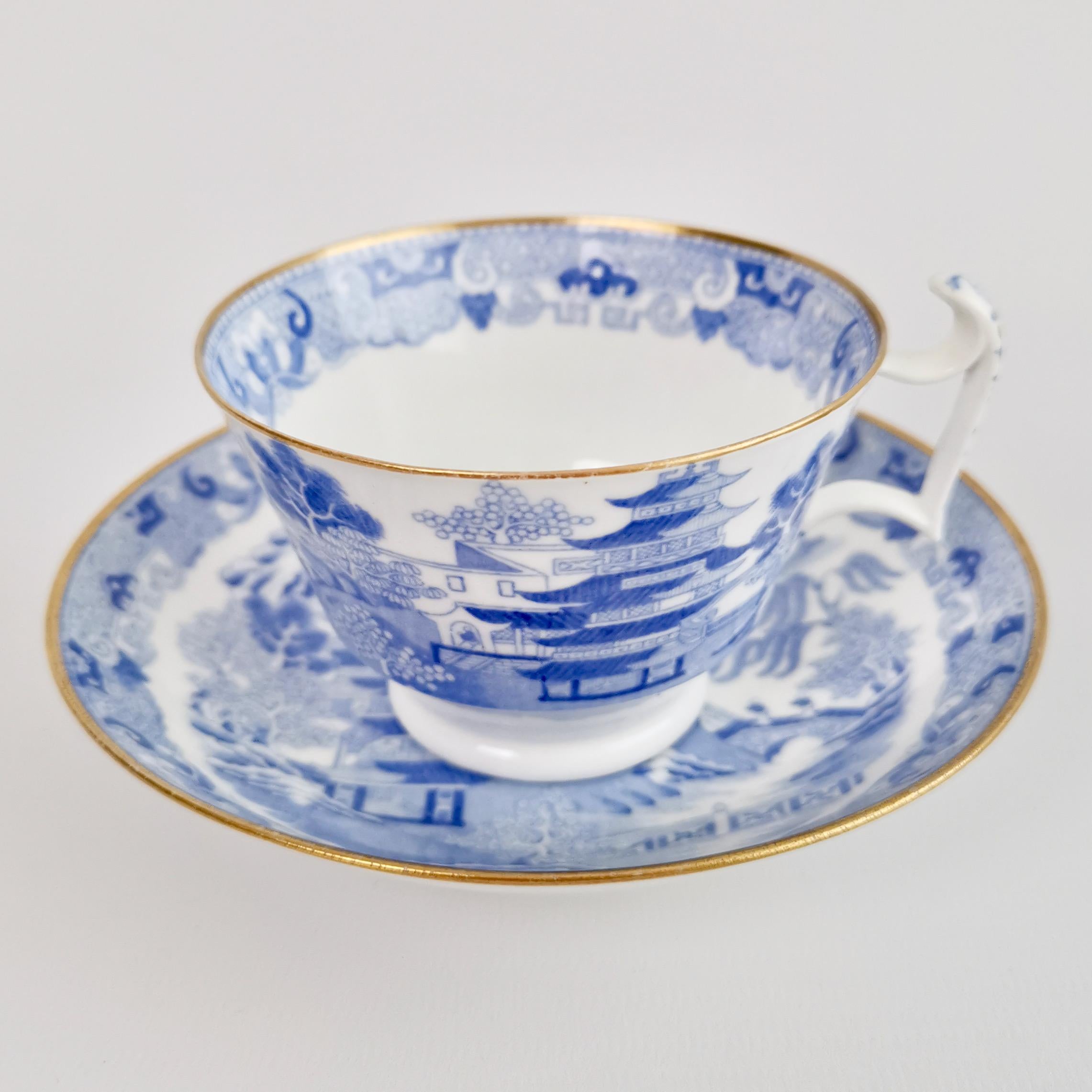 Regency Spode Porcelain Teacup Trio, Brosely Pagoda Blue and White Transfer, ca 1815