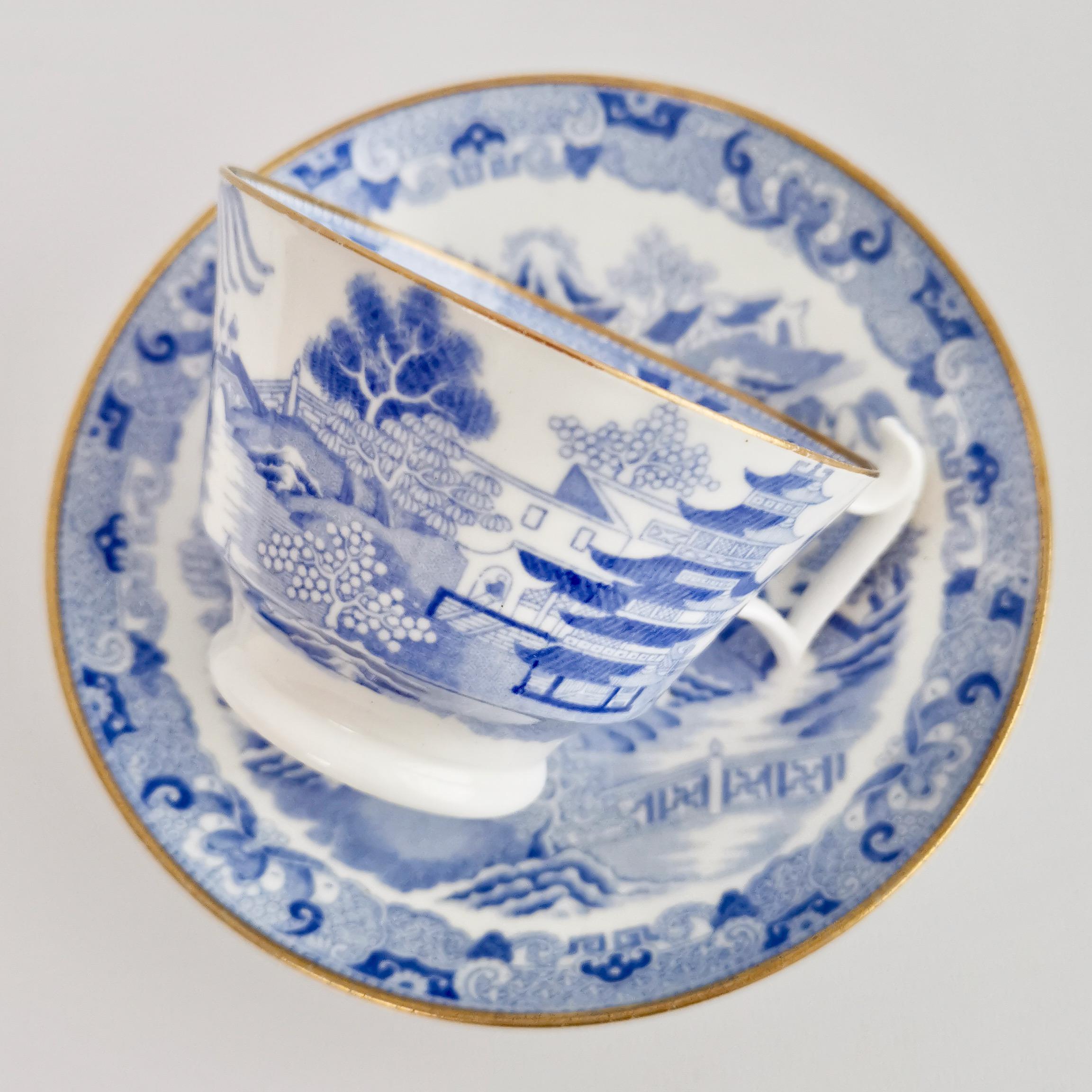 Hand-Painted Spode Porcelain Teacup Trio, Brosely Pagoda Blue and White Transfer, ca 1815