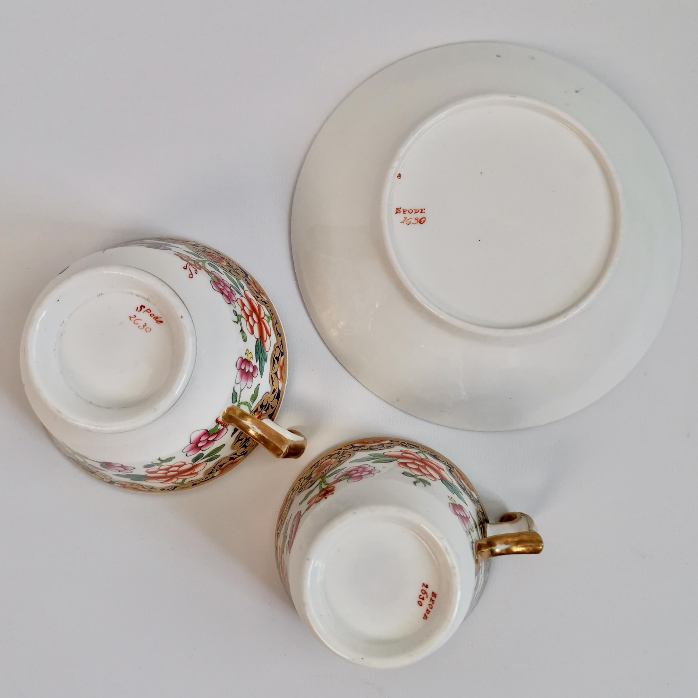 Spode Porcelain Teacup Trio, Imari Pattern, London Shape, Regency ca 1817 9