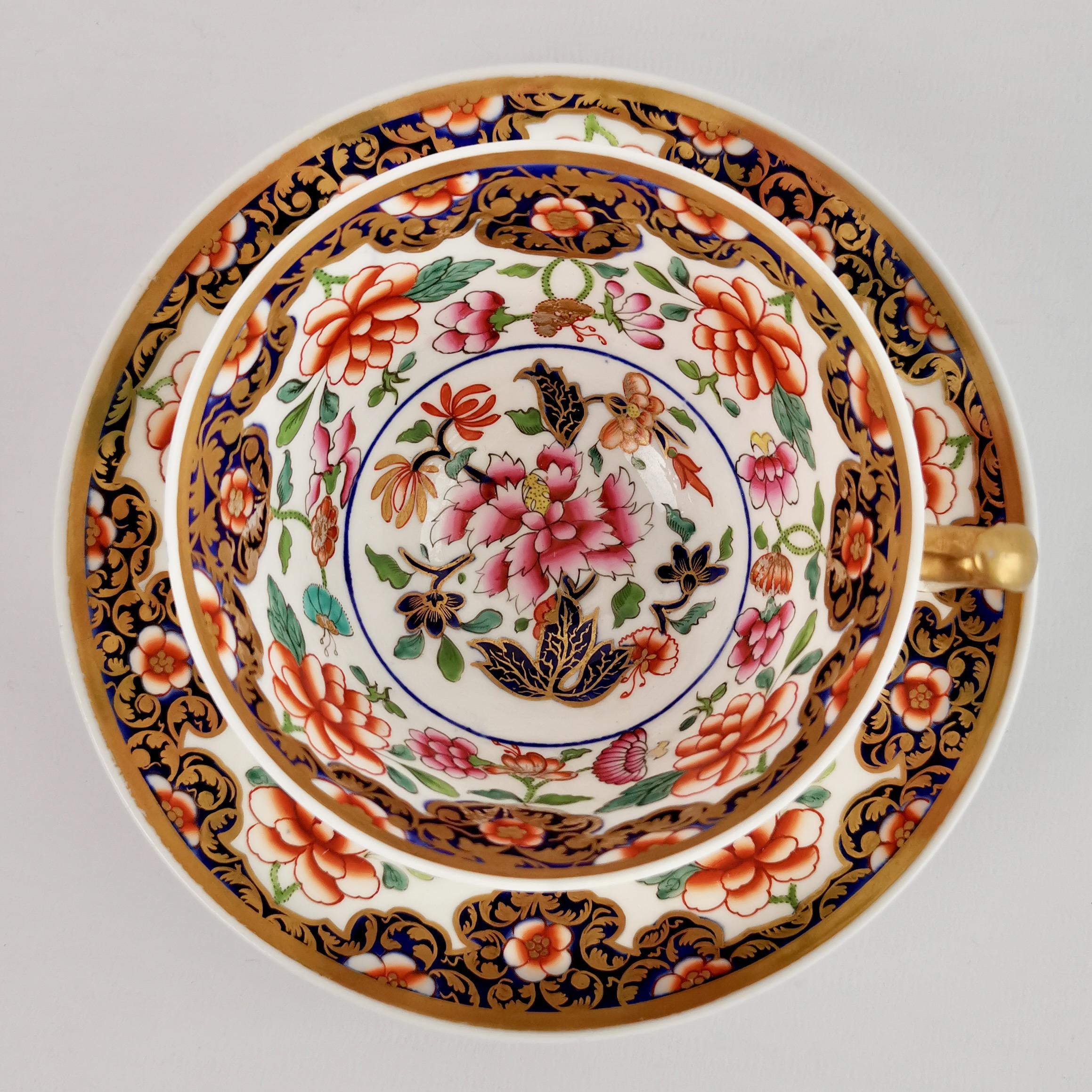 Early 19th Century Spode Porcelain Teacup Trio, Imari Pattern, London Shape, Regency ca 1817