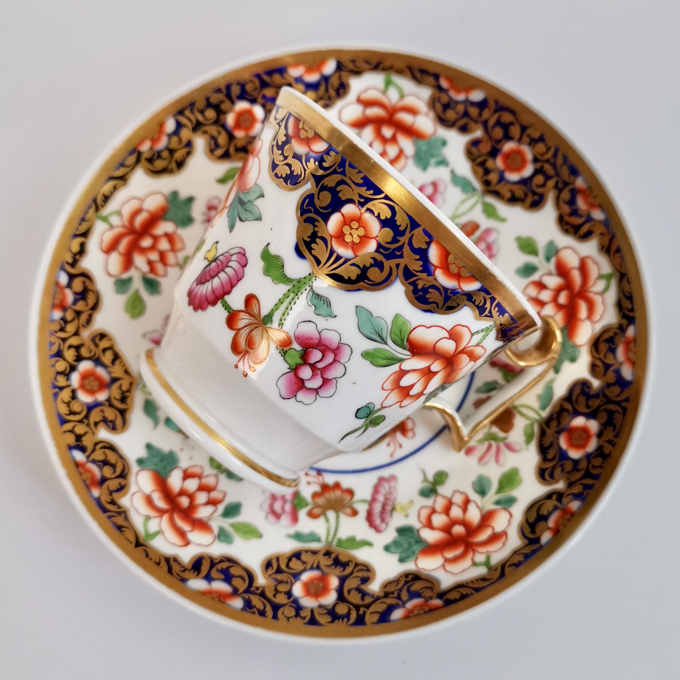 Spode Porcelain Teacup Trio, Imari Pattern, London Shape, Regency ca 1817 4