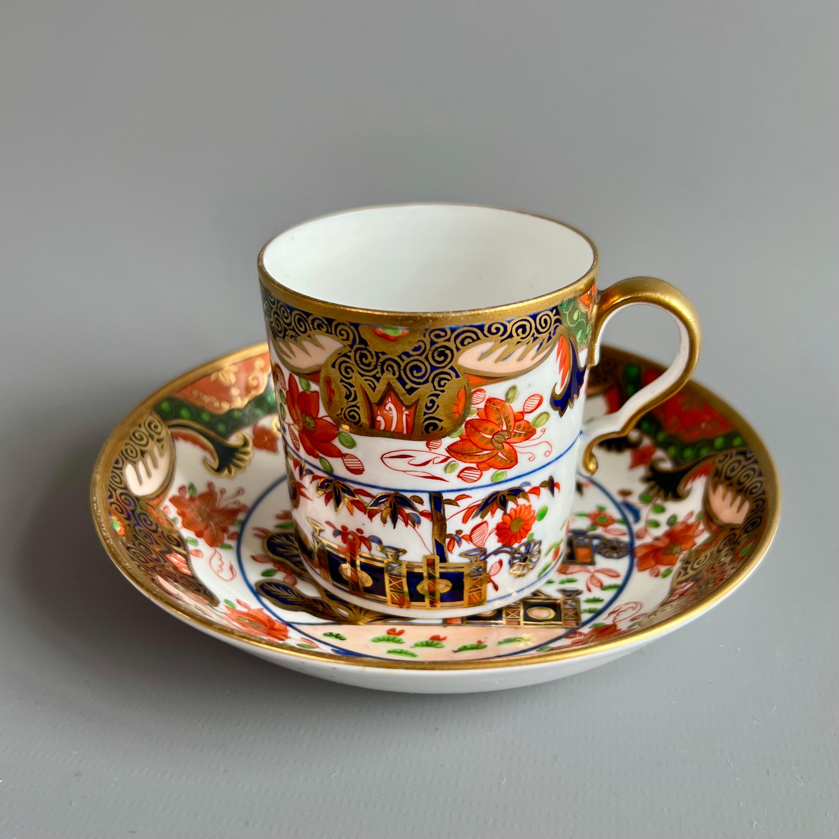 Early 19th Century Spode Porcelain Teacup Trio, Imari Tobacco Leaf Patt. 967, Regency, circa 1810