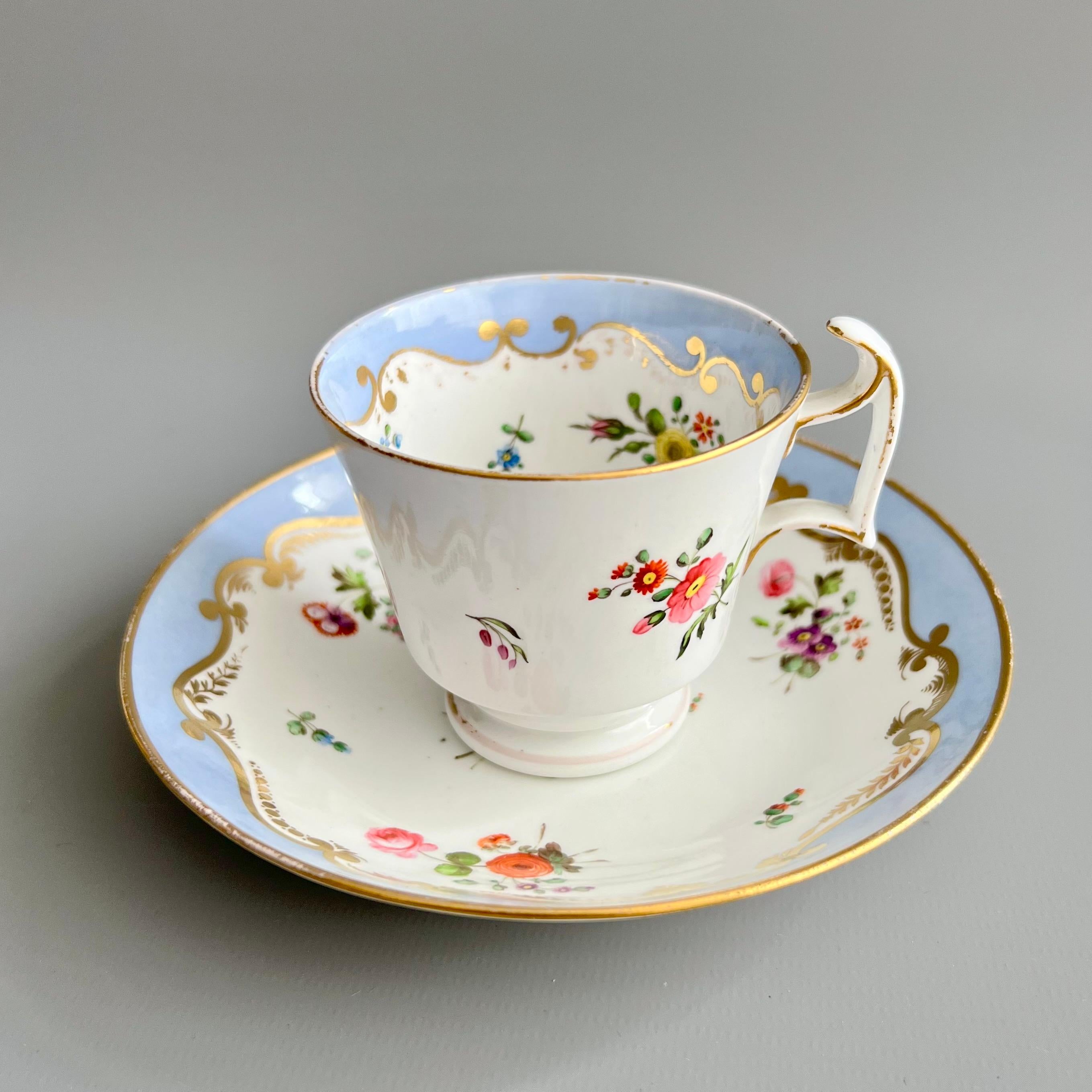 English Spode Porcelain Teacup Trio, Lavender Blue with Flower Sprays, Regency ca 1815 For Sale
