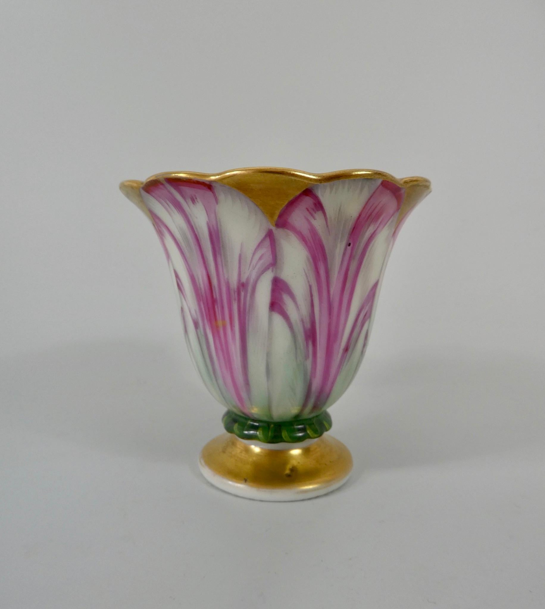 Spode Porcelain Tulip Cup and Saucer, circa 1820 2