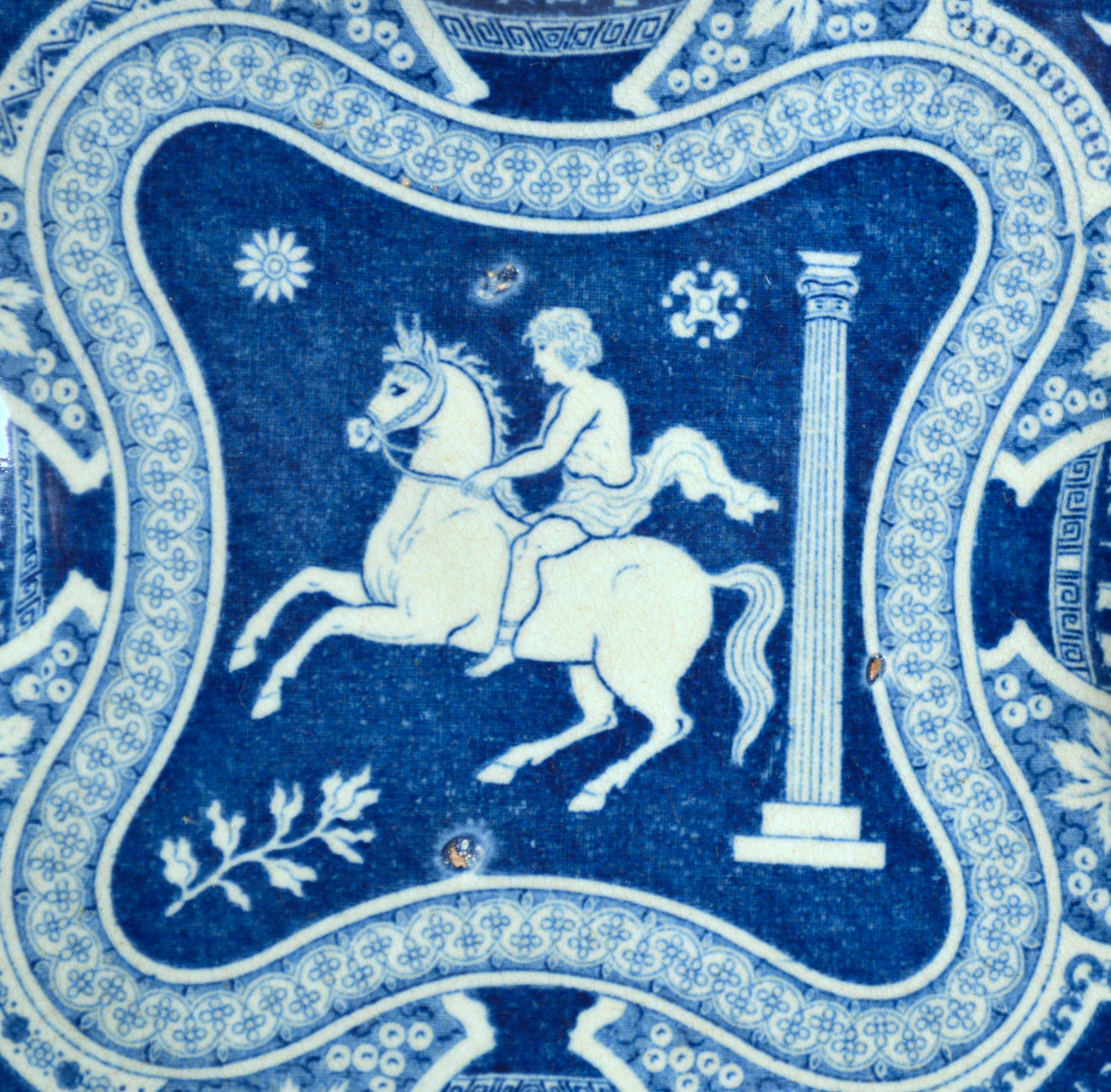 Anglais Plat à dessert bleu à motif grec néoclassique Spode Pottery en vente