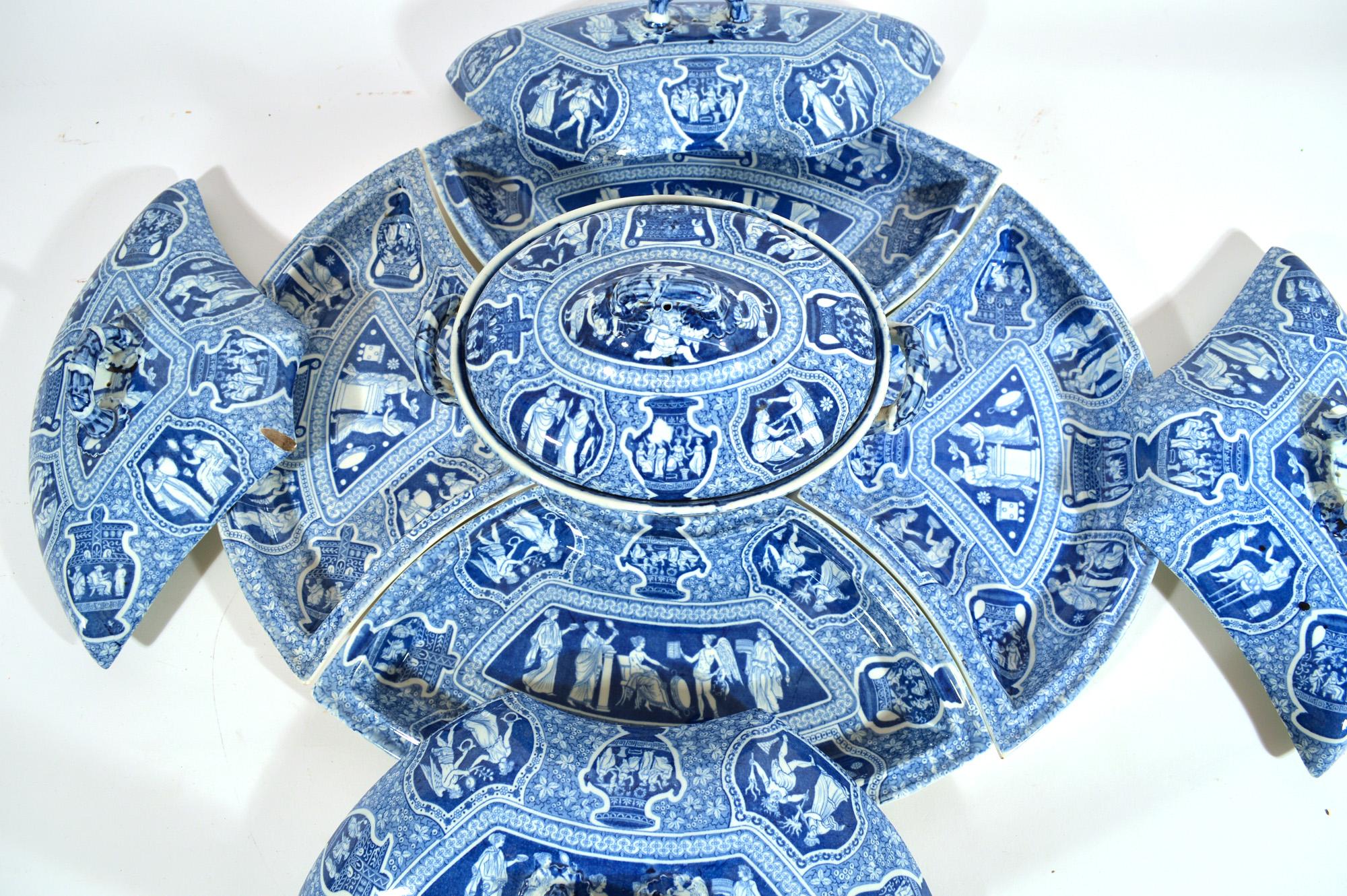 Spode Pottery Neoklassizistisches Supper-Set mit griechischem Muster und blauem Druck  (Neoklassisch) im Angebot