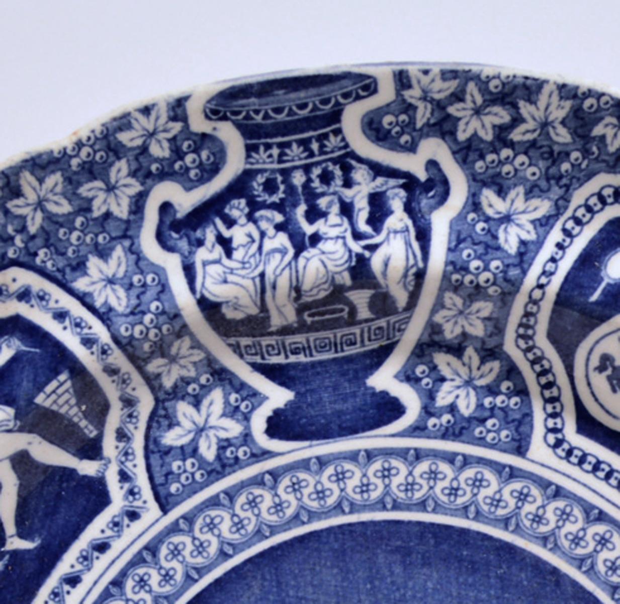 Spode Pottery Neo-Classical Greek Pattern Blue Set of Dinner Plates-33 Plates en vente 7