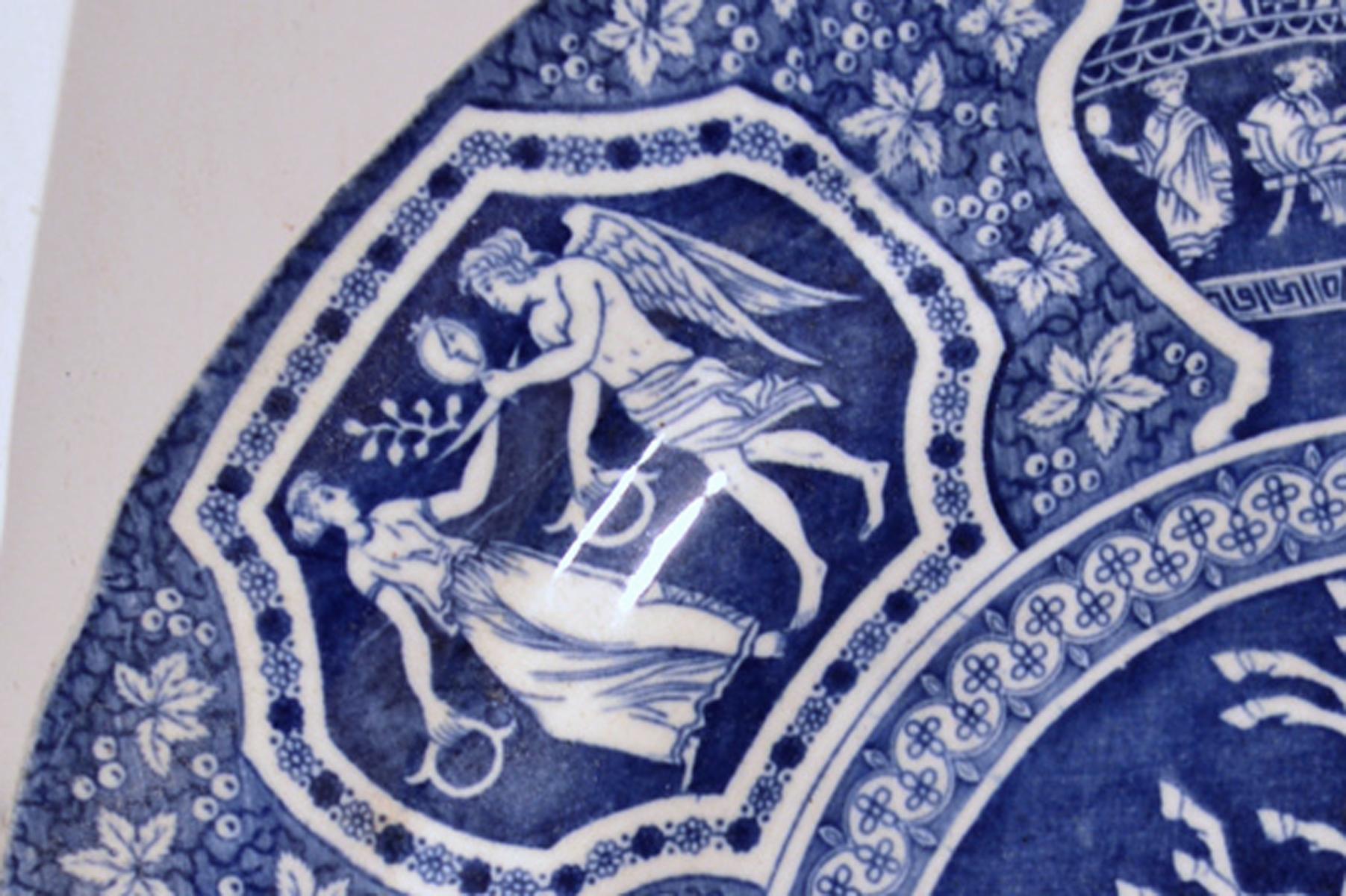 Spode Pottery Neo-Classical Greek Pattern Blue Set of Dinner Plates-33 Plates en vente 10