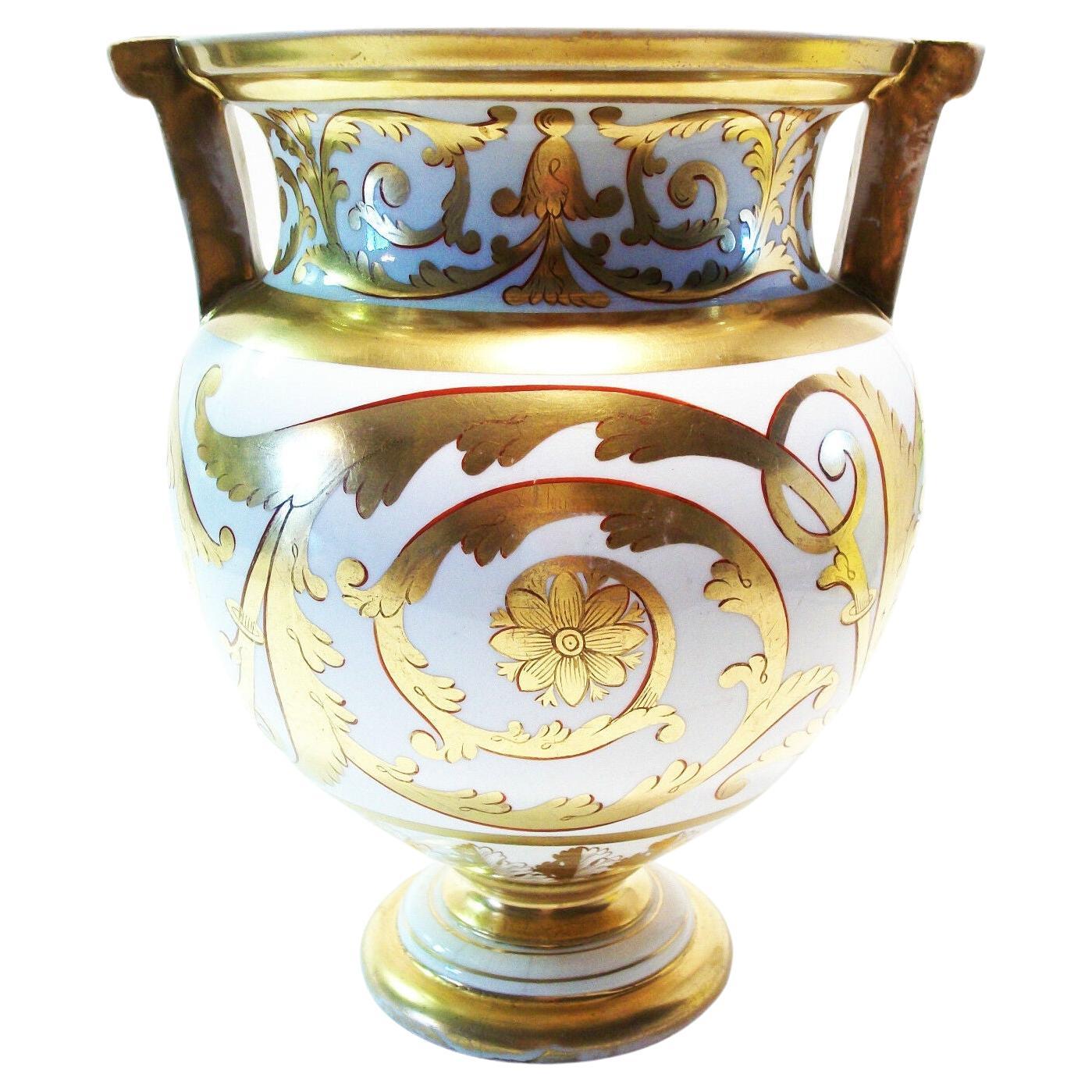 Spode, Rare Antique Gilt Porcelain Low Scent Jar, Pattern No. 671, circa 1805
